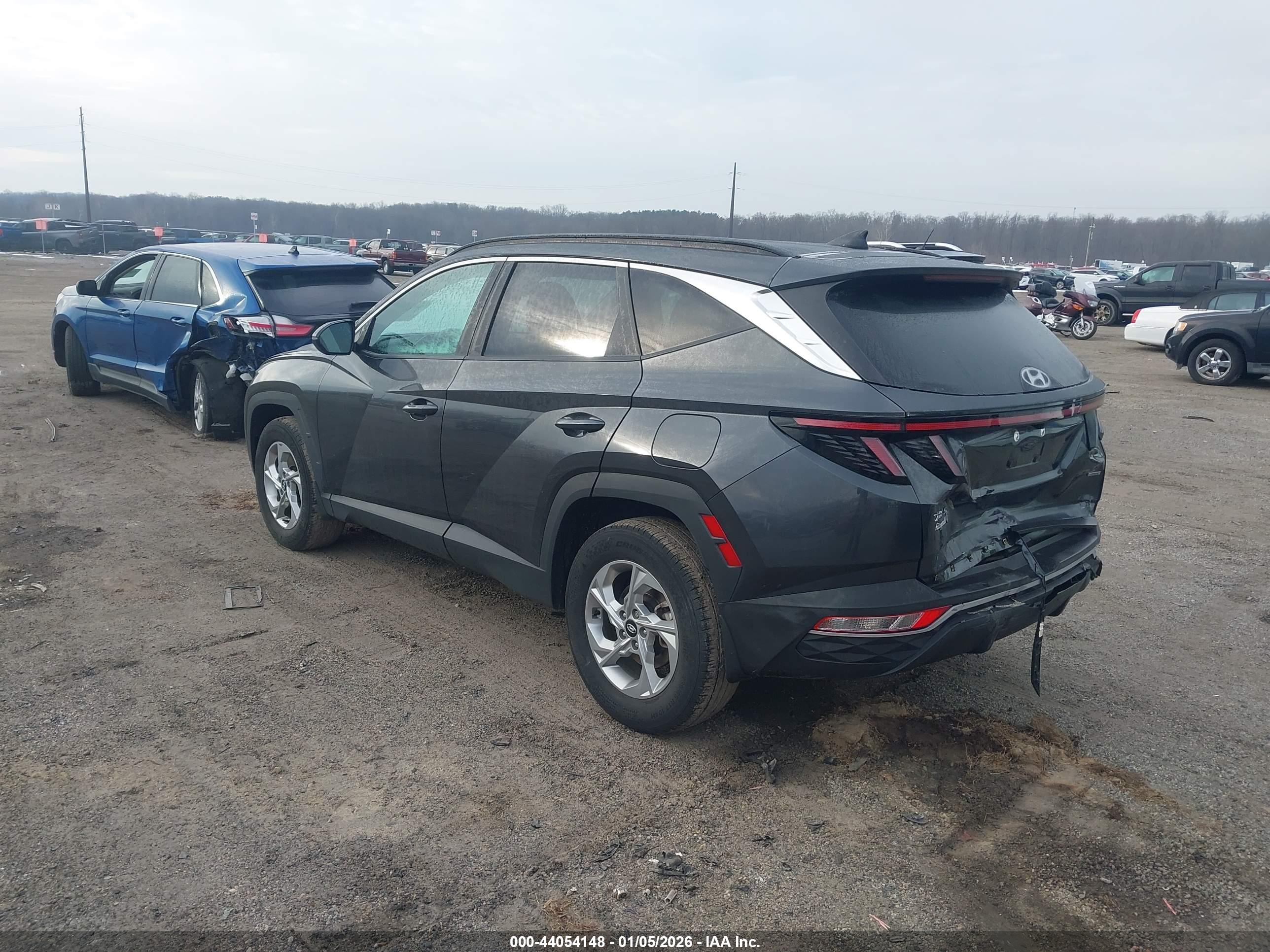 HYUNDAI TUCSON image 3