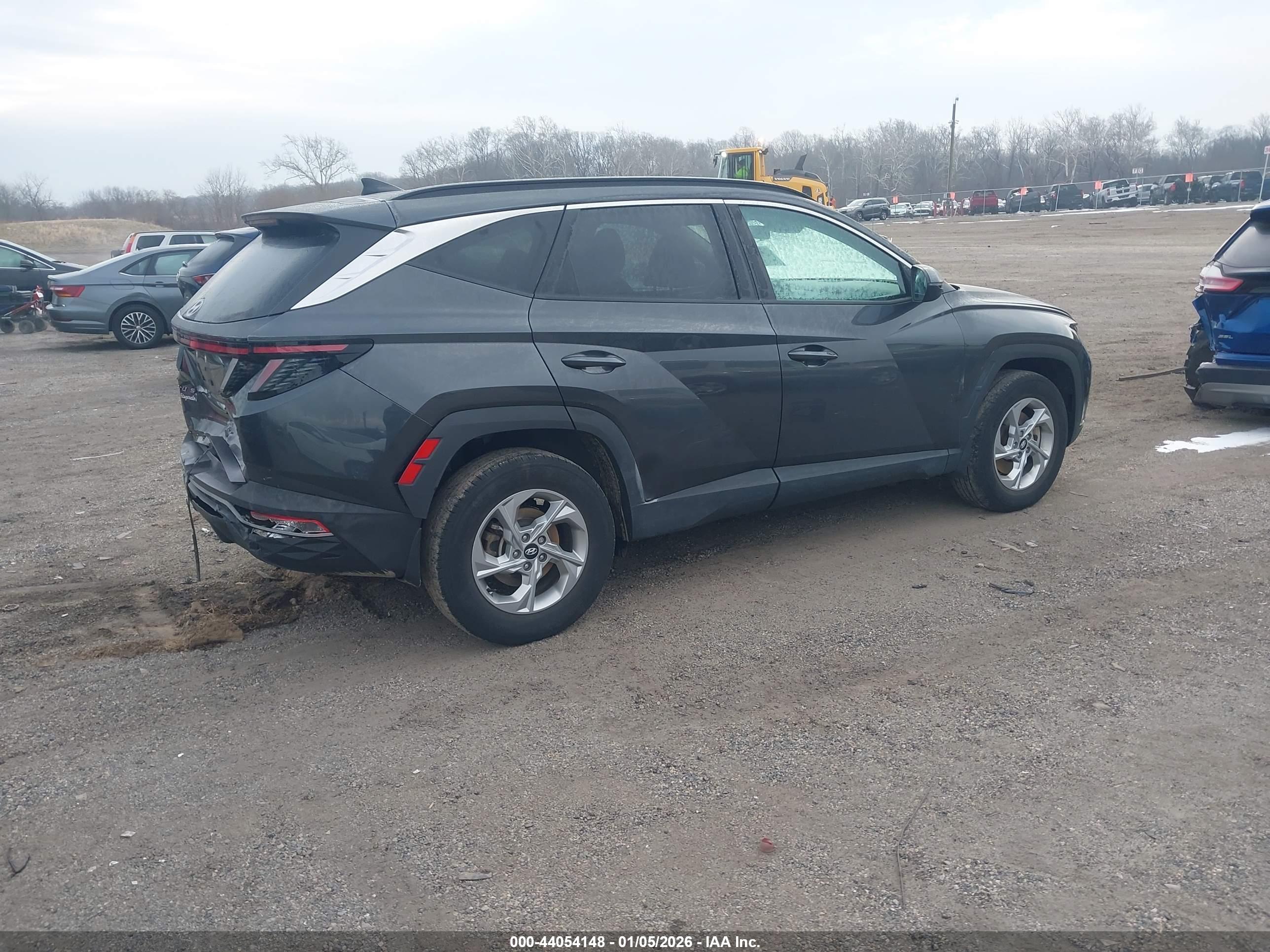 HYUNDAI TUCSON image 4