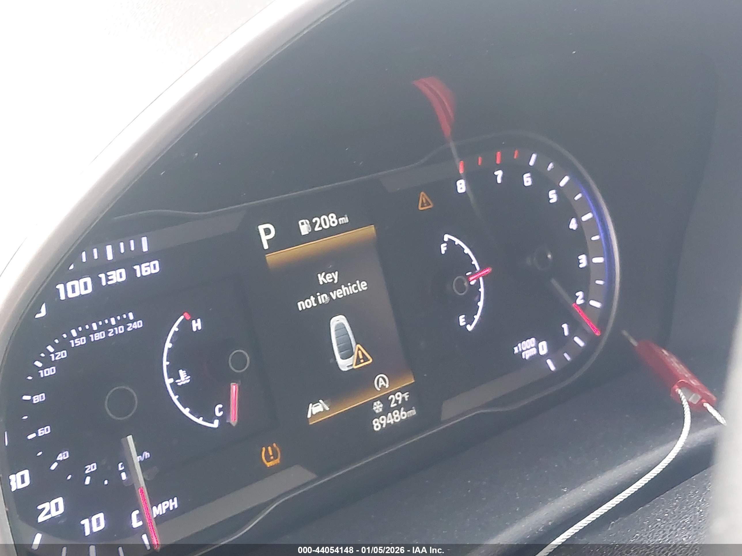 HYUNDAI TUCSON image 7