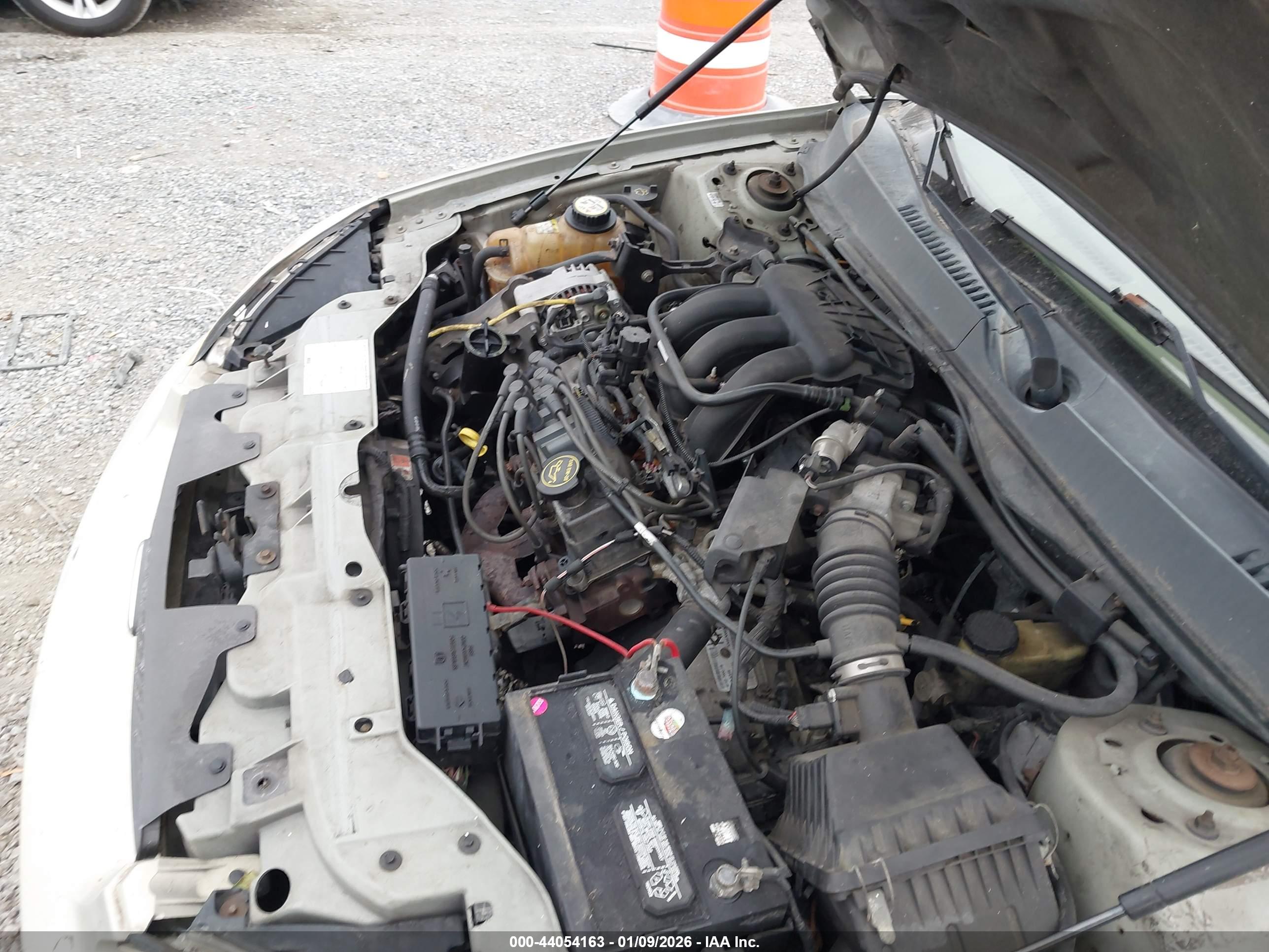 FORD TAURUS image 10