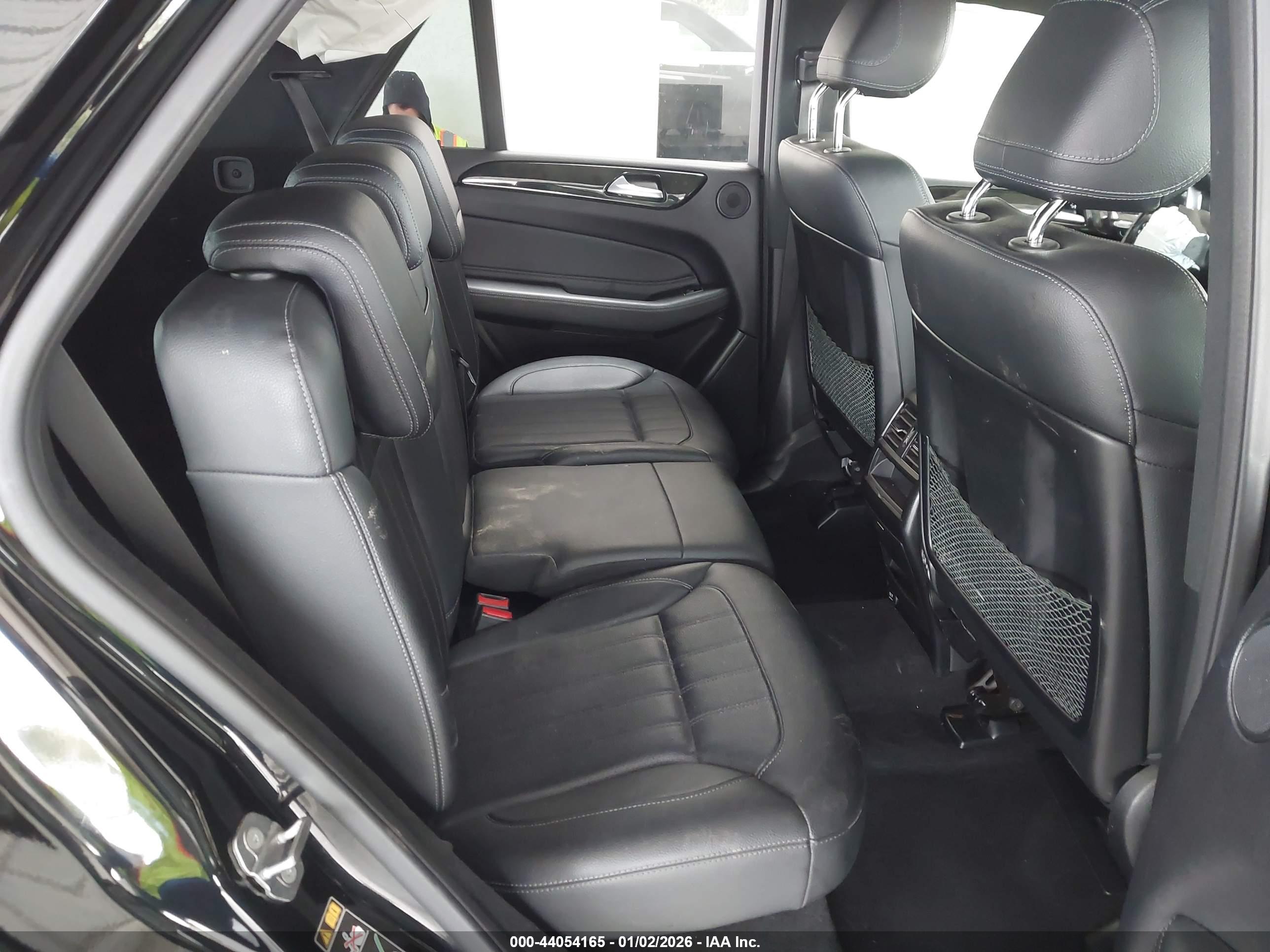 MERCEDES-BENZ GLE image 8