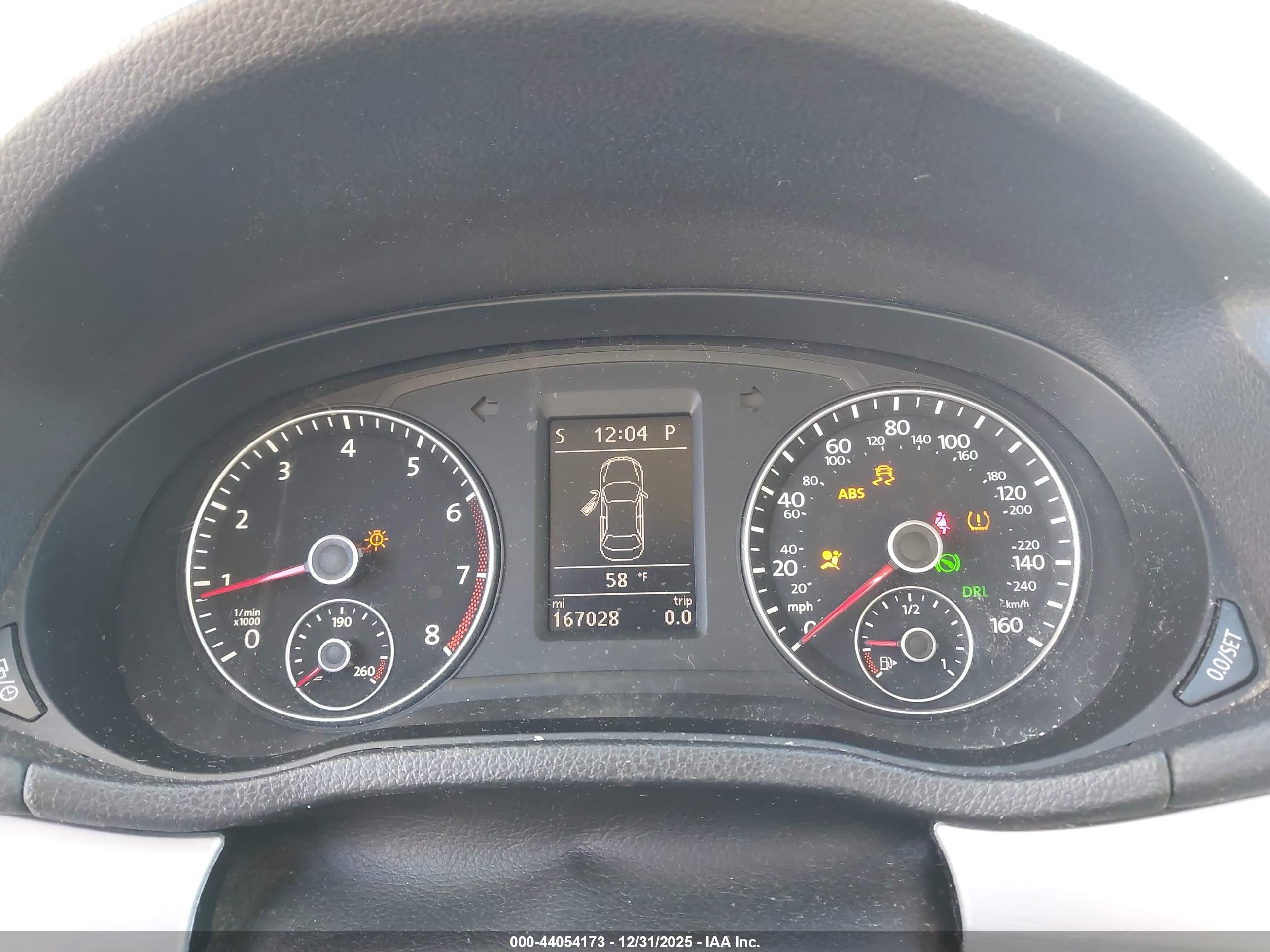 VOLKSWAGEN PASSAT image 7