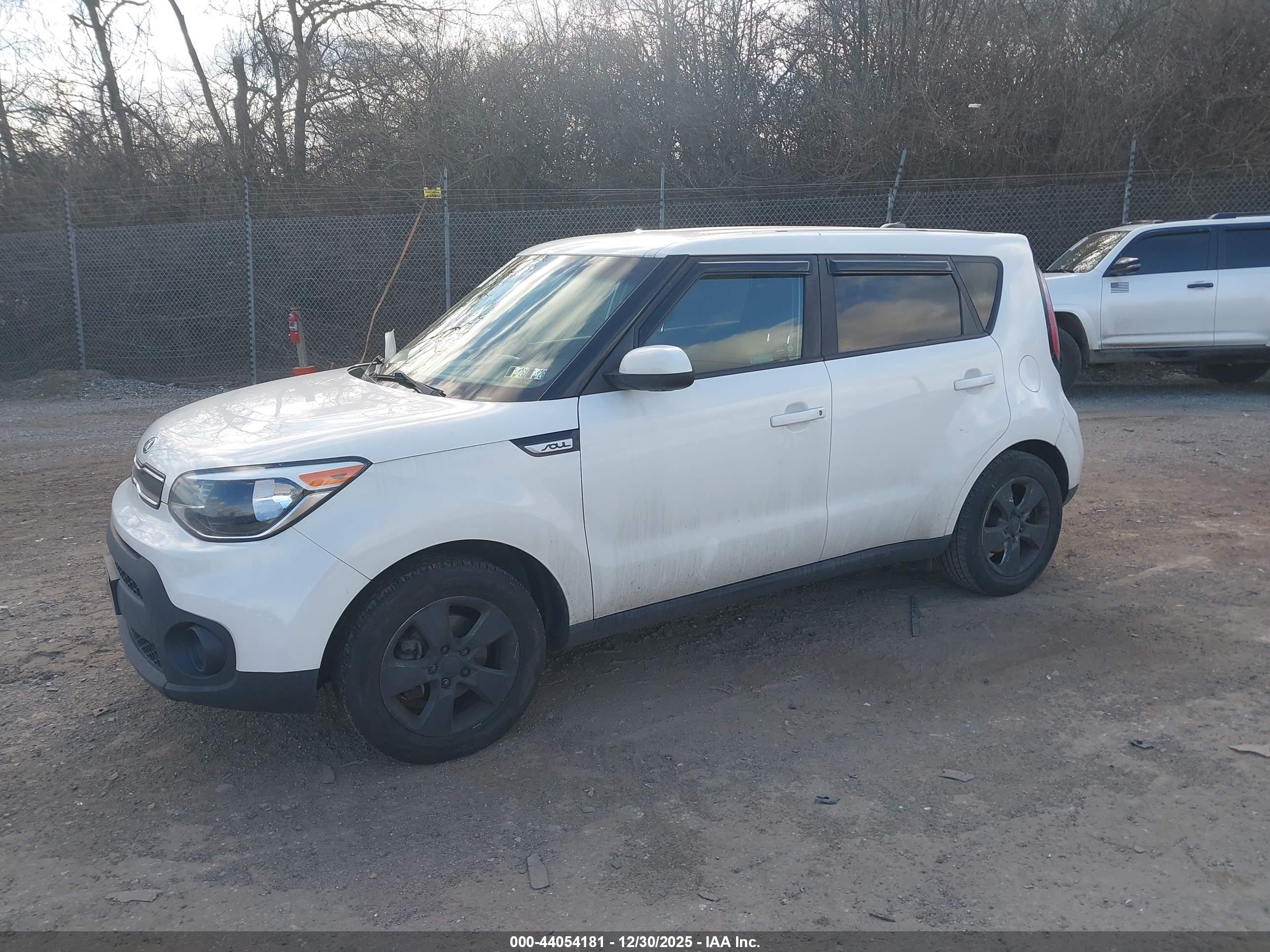 KIA SOUL image 2