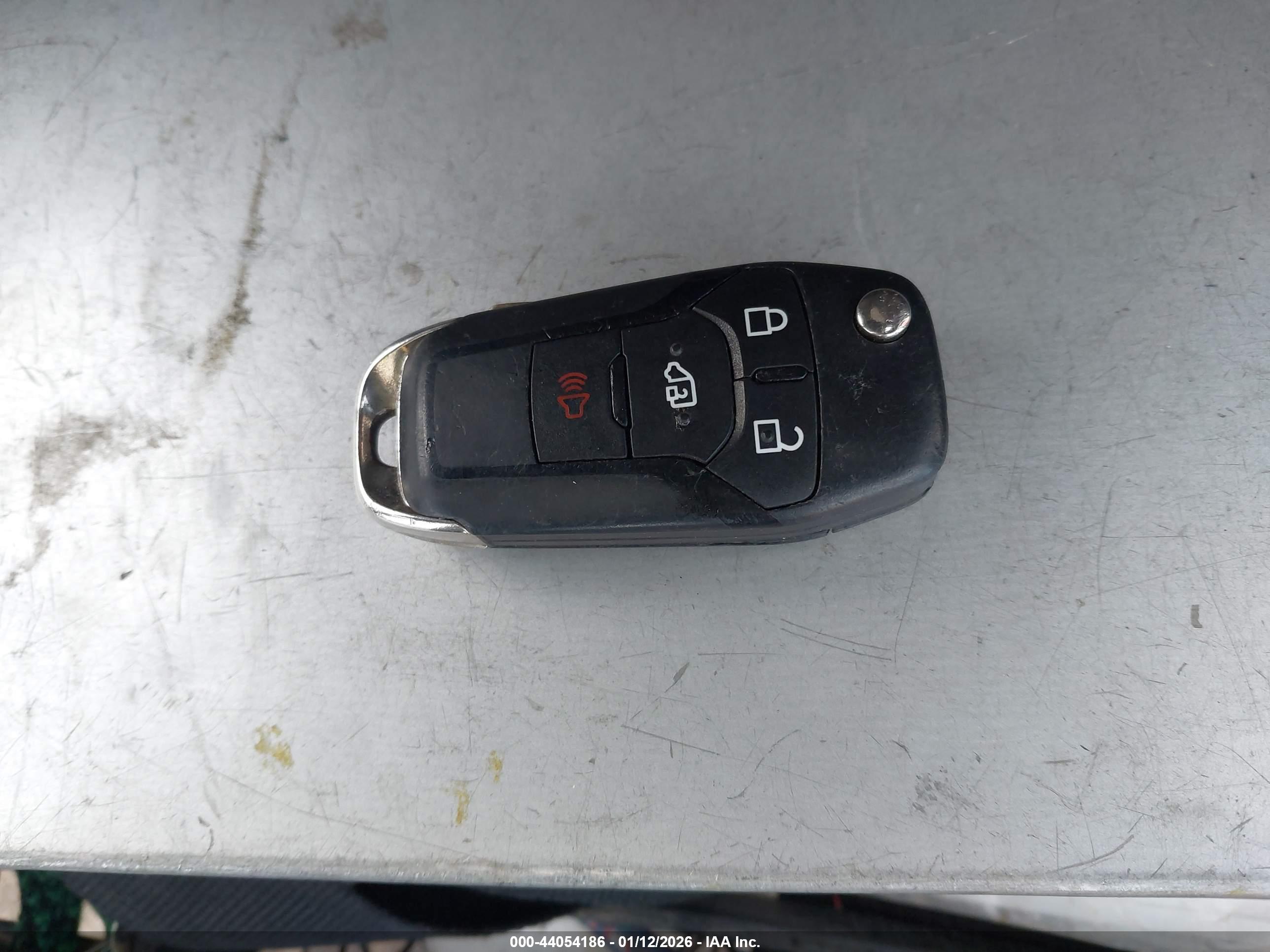 FORD TRANSIT image 11