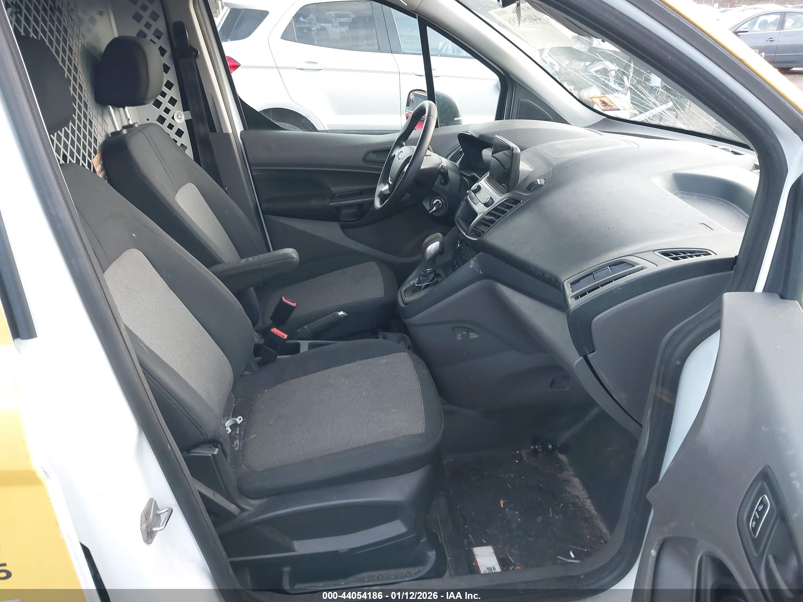 FORD TRANSIT image 5