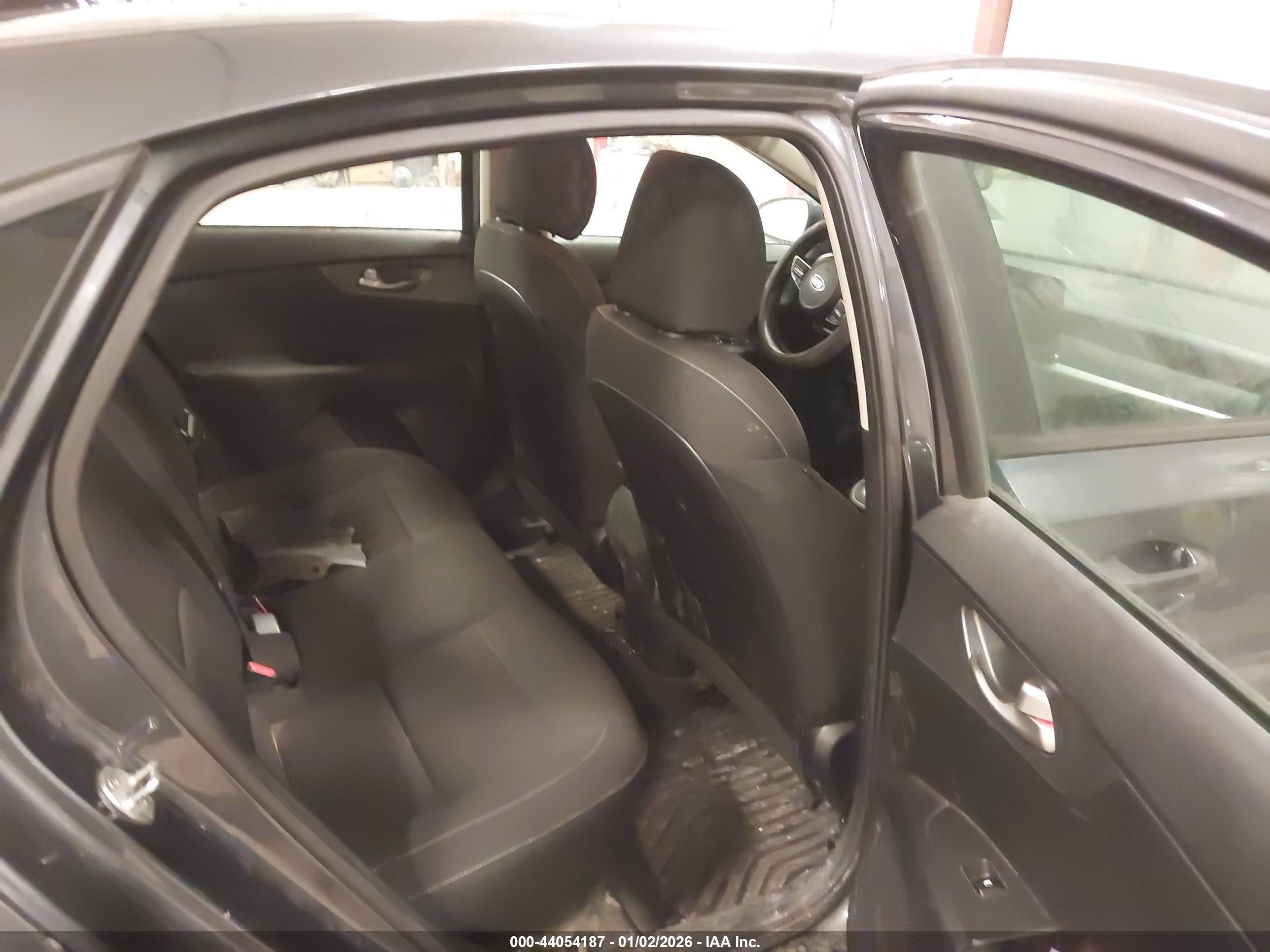 KIA FORTE image 8