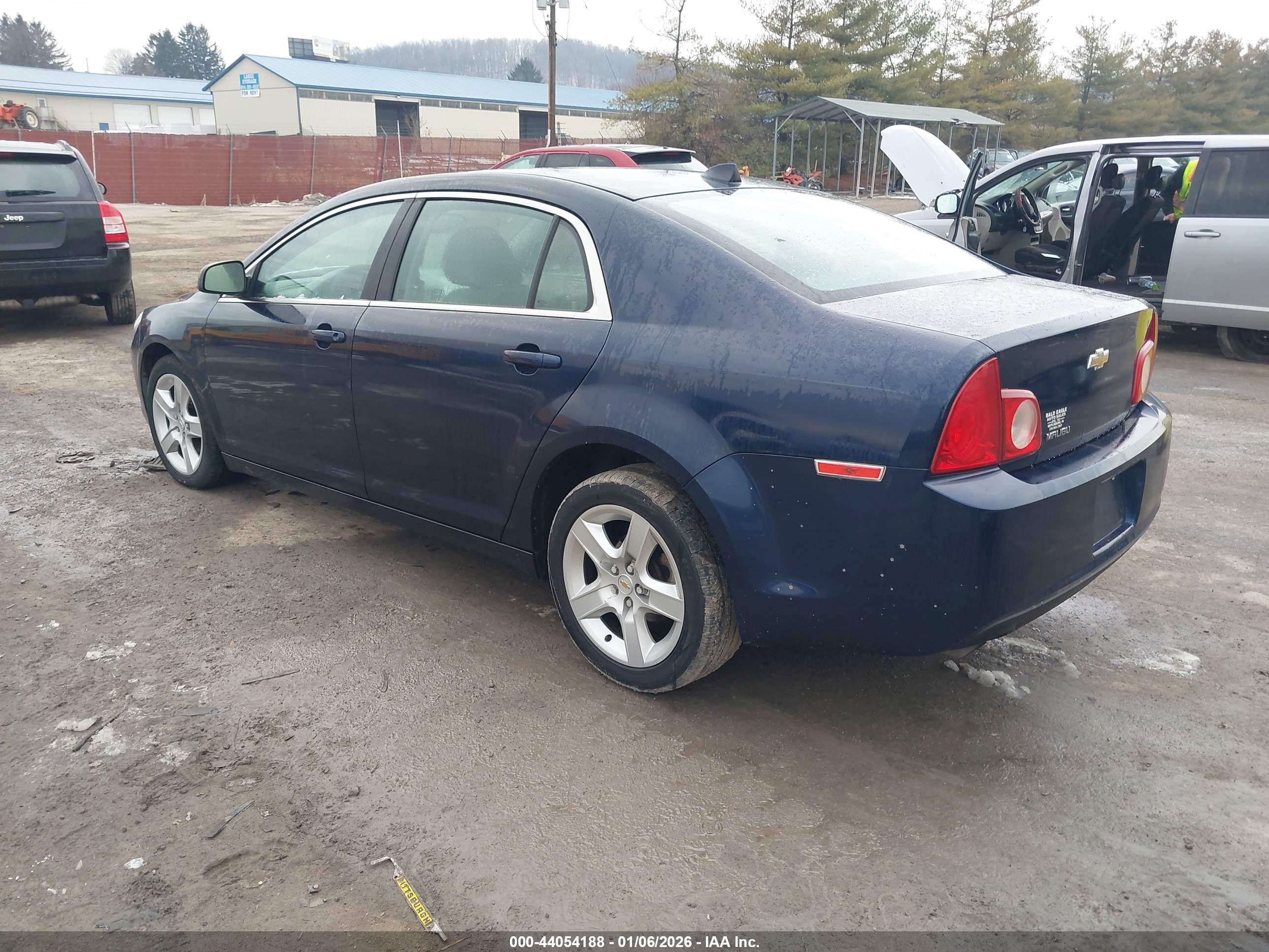 CHEVROLET MALIBU image 3