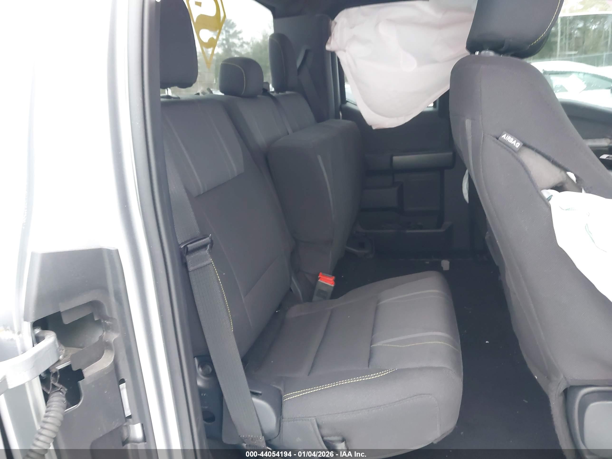 FORD F-150 image 8