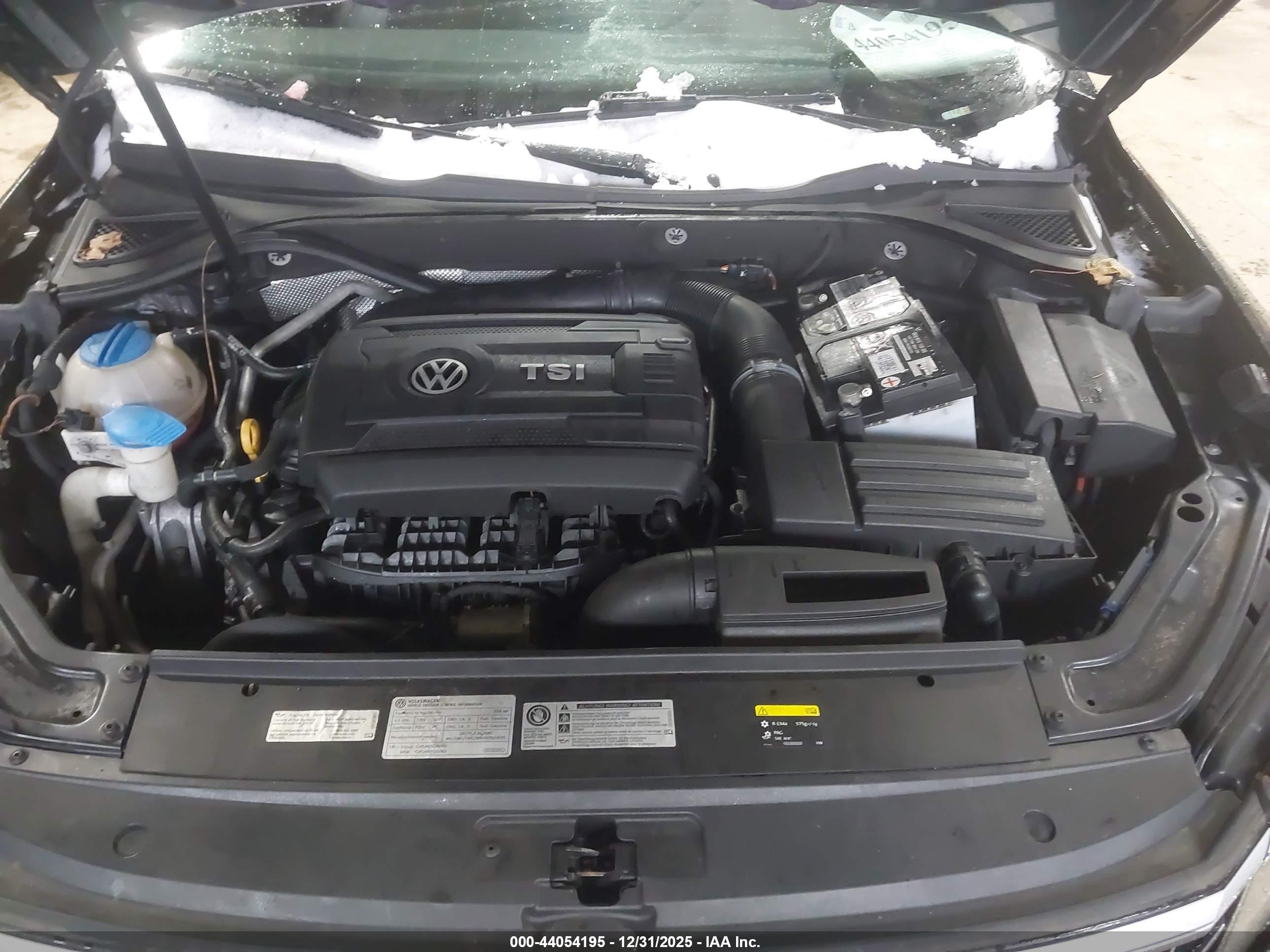 VOLKSWAGEN PASSAT image 10