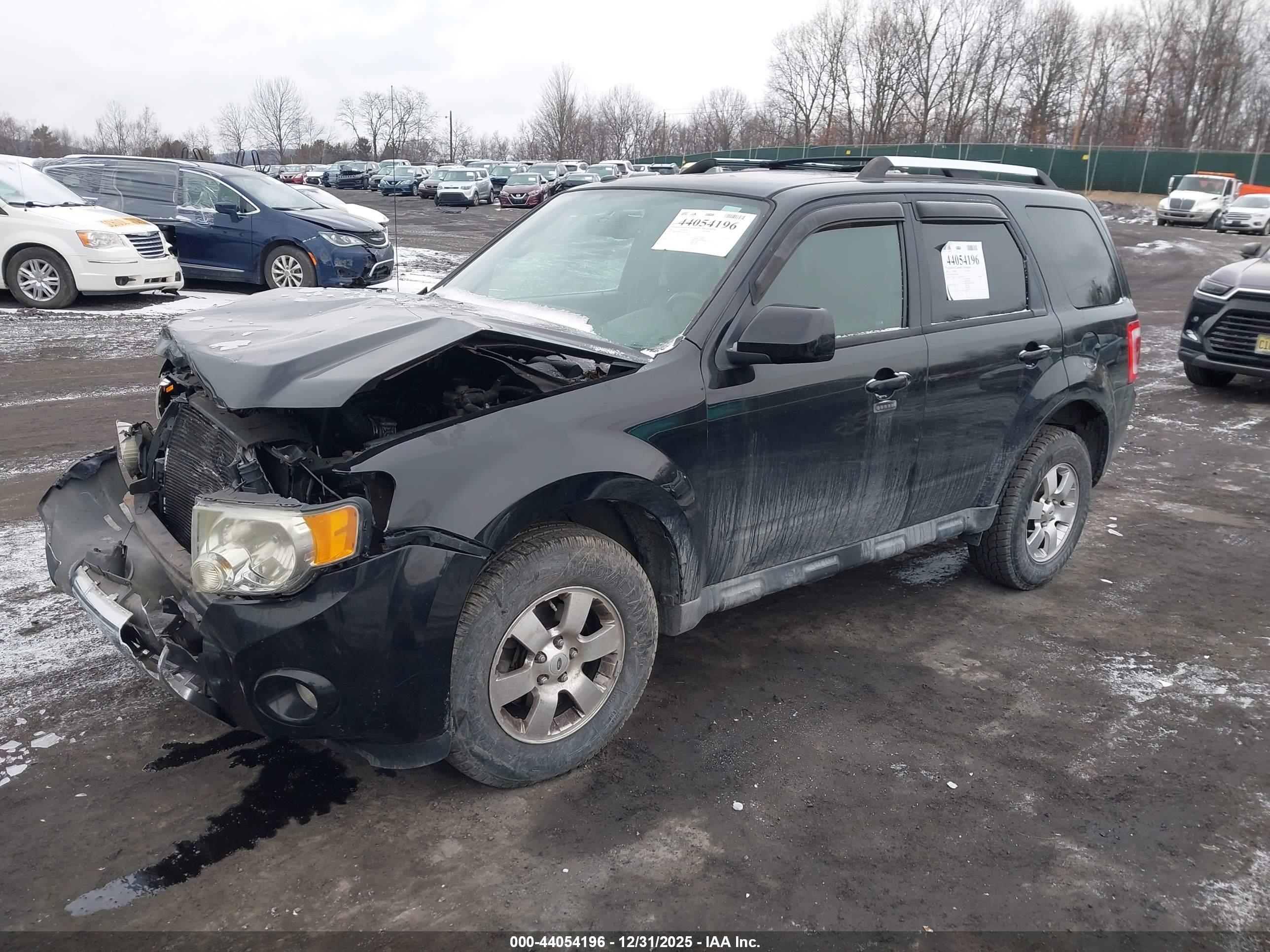 FORD ESCAPE image 2