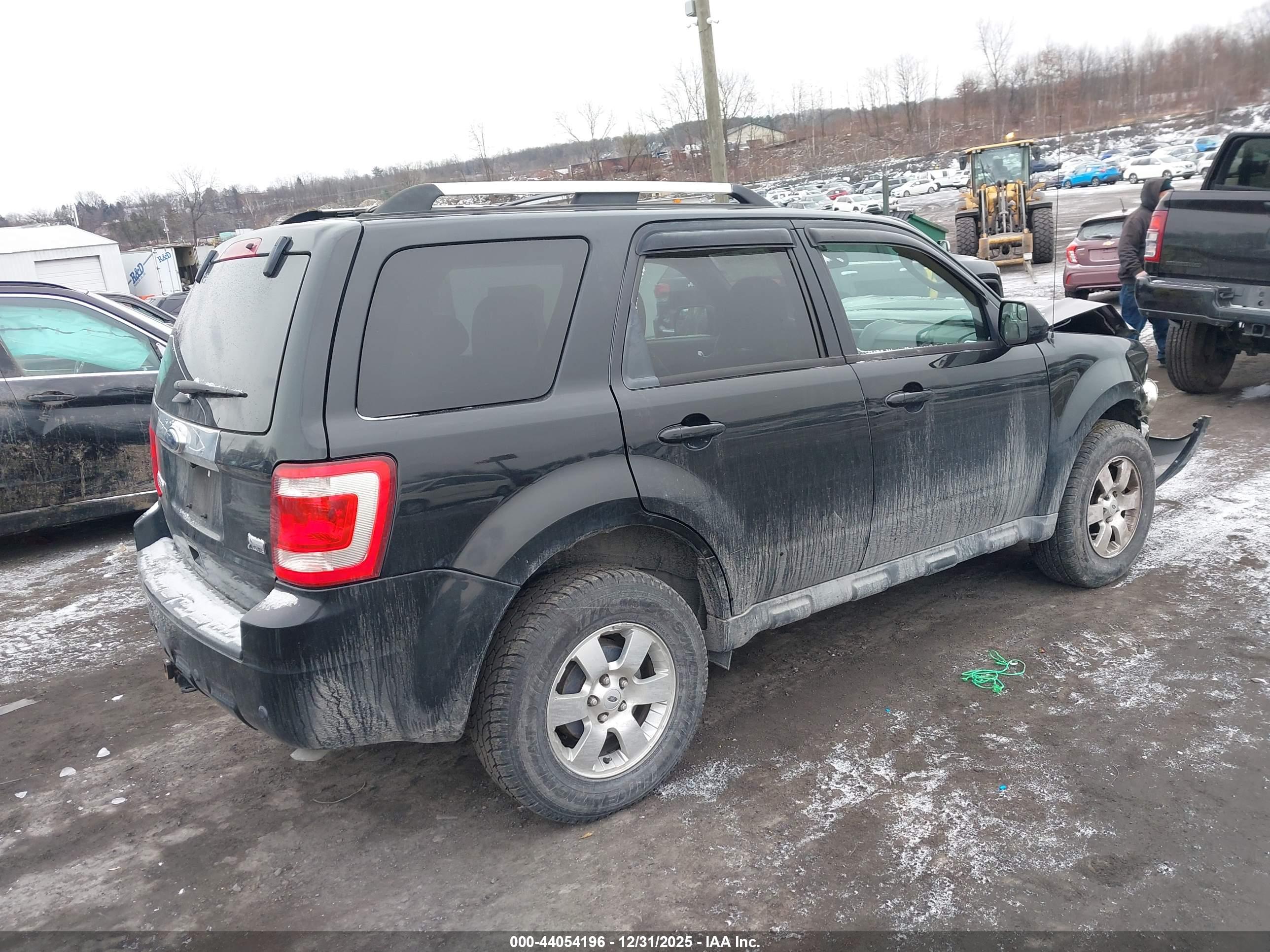 FORD ESCAPE image 4