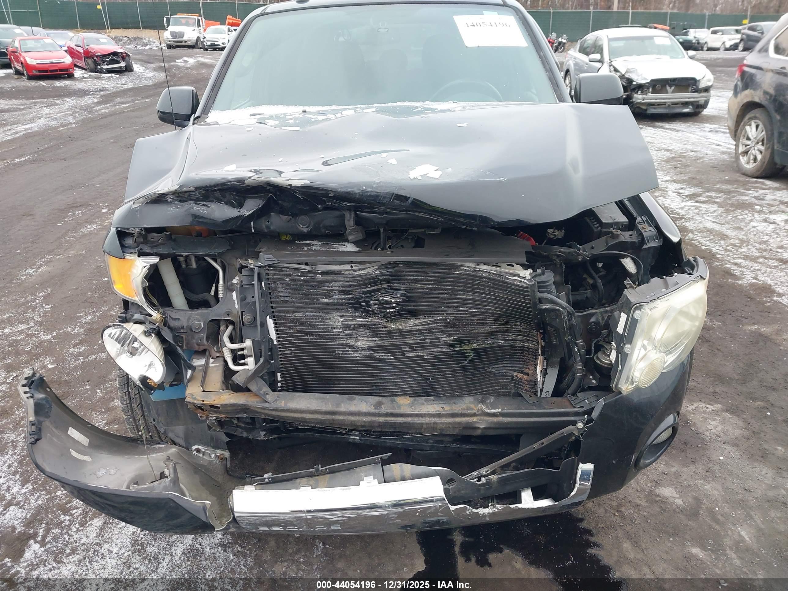 FORD ESCAPE image 6