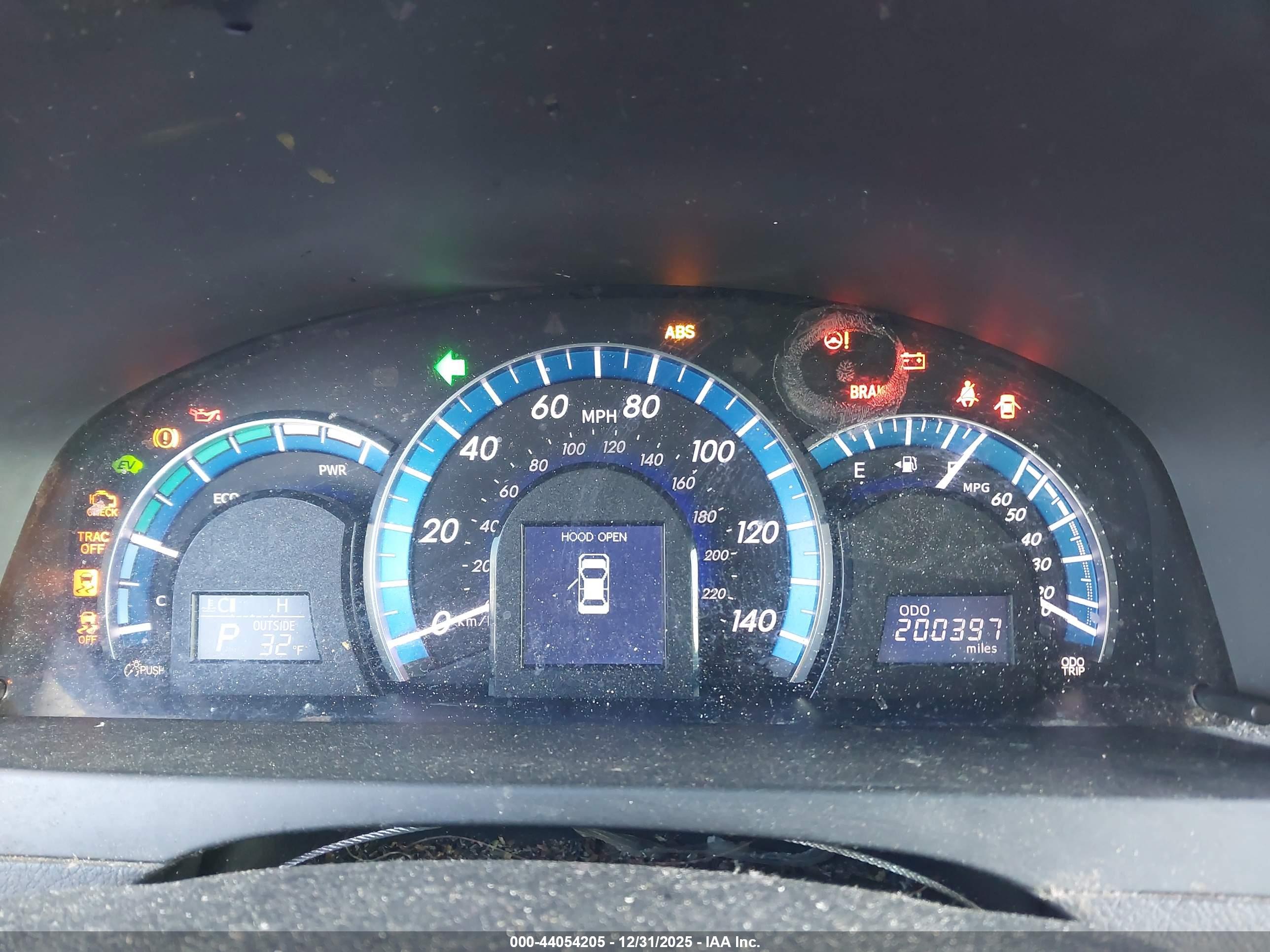 TOYOTA CAMRY image 7