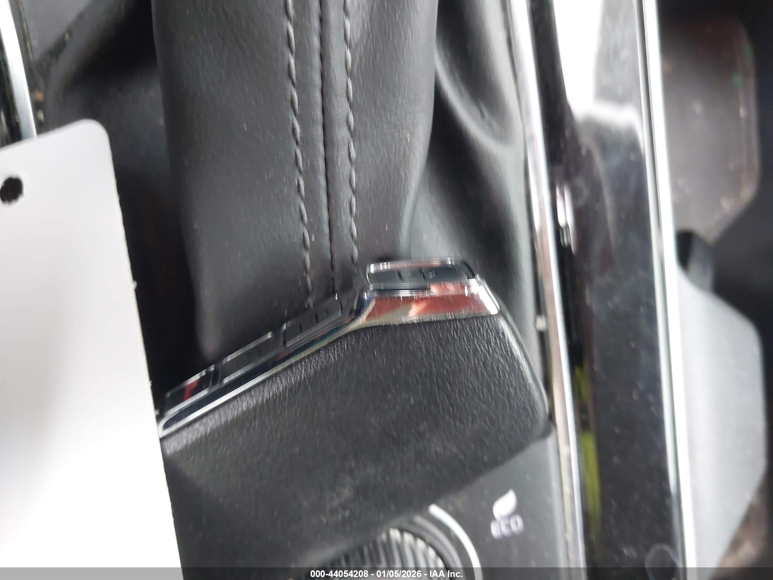 KIA TELLURIDE image 11