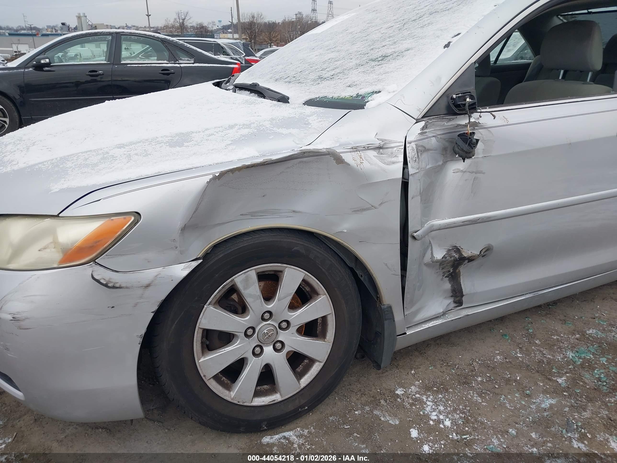 TOYOTA CAMRY image 6
