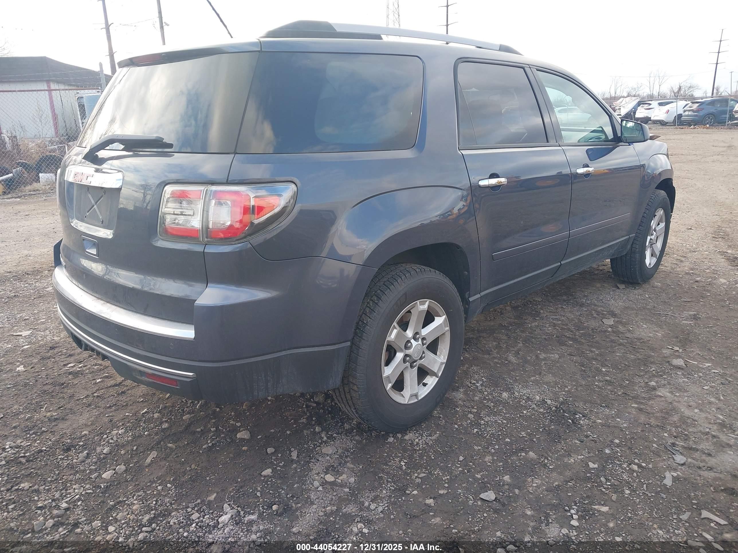 GMC ACADIA image 4