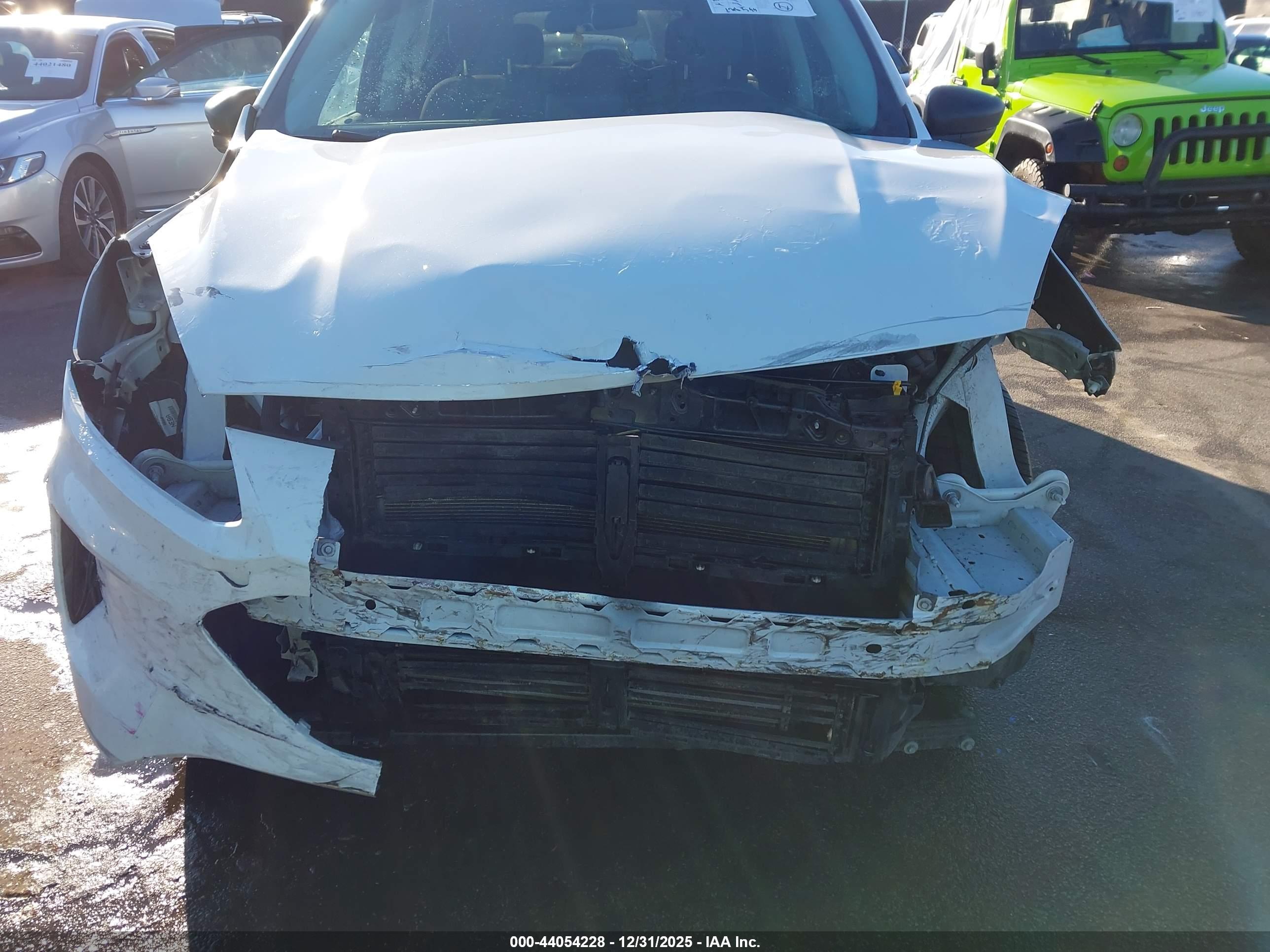 FORD ESCAPE image 6
