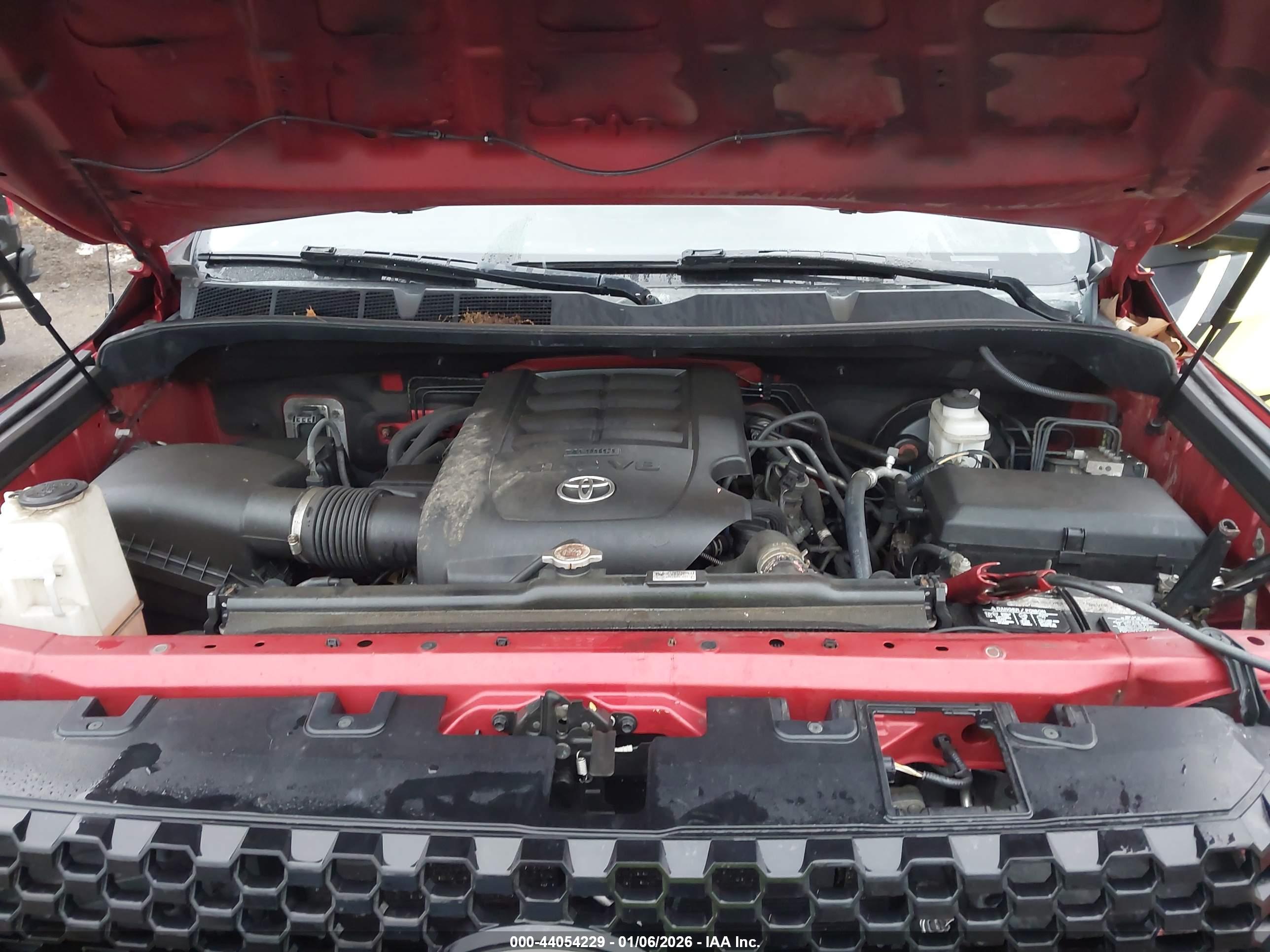 TOYOTA TUNDRA image 10
