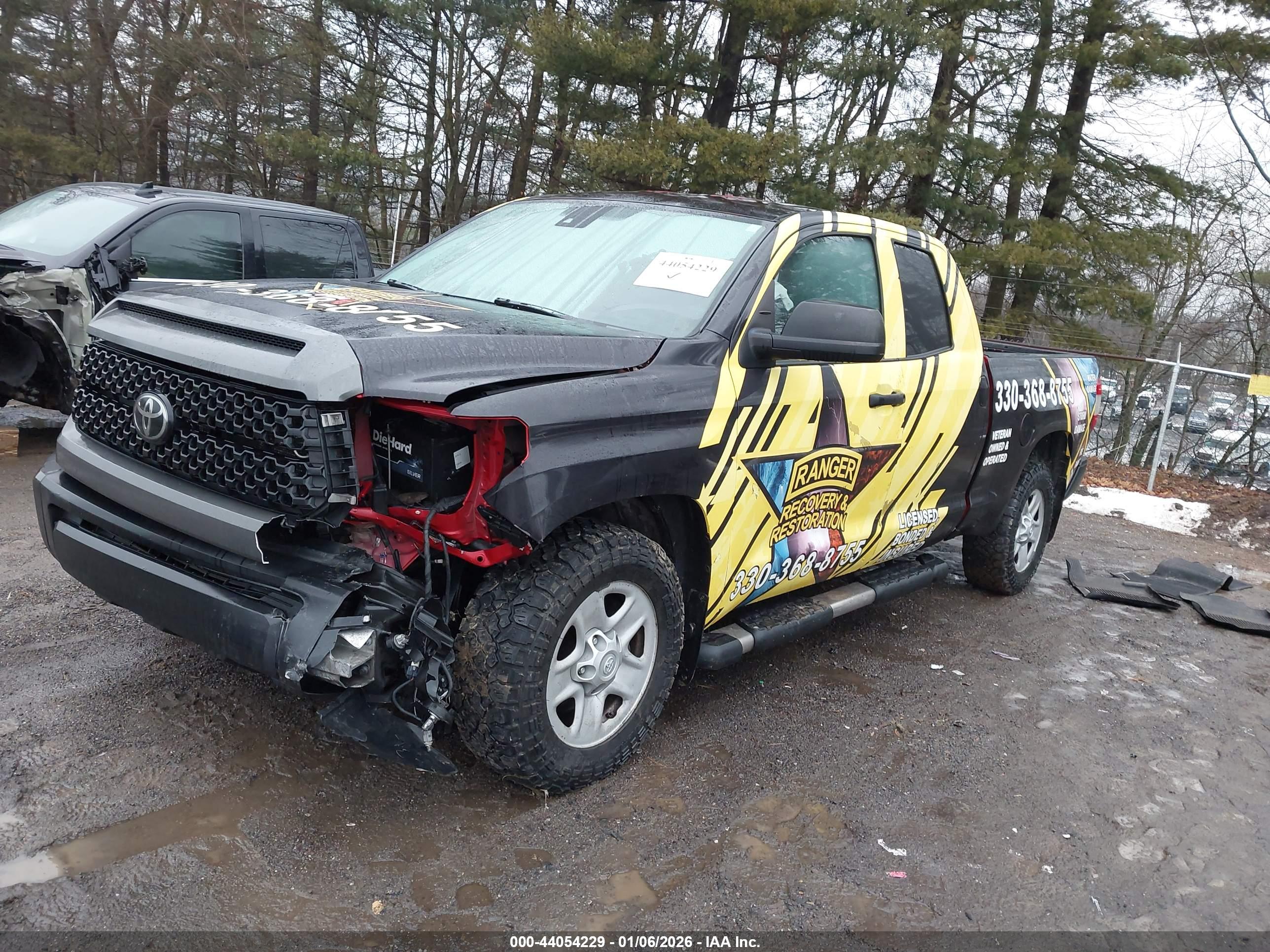 TOYOTA TUNDRA image 2
