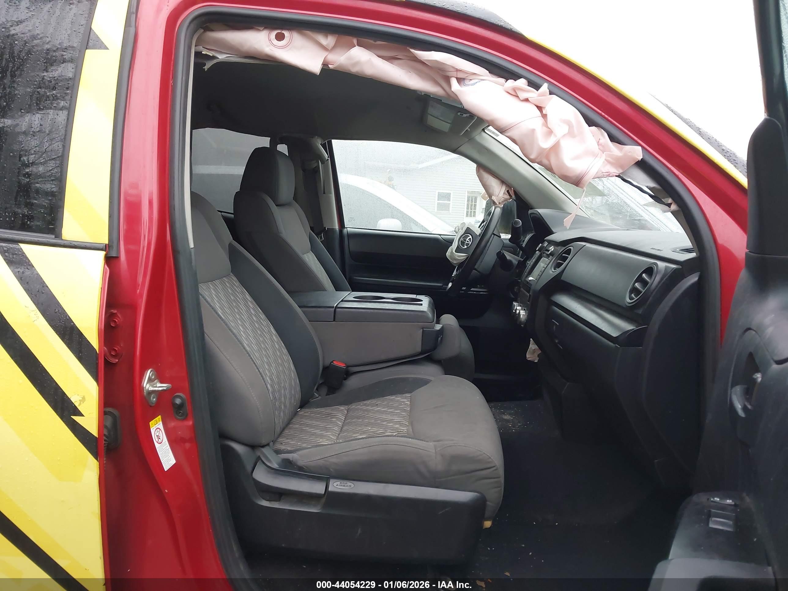 TOYOTA TUNDRA image 5