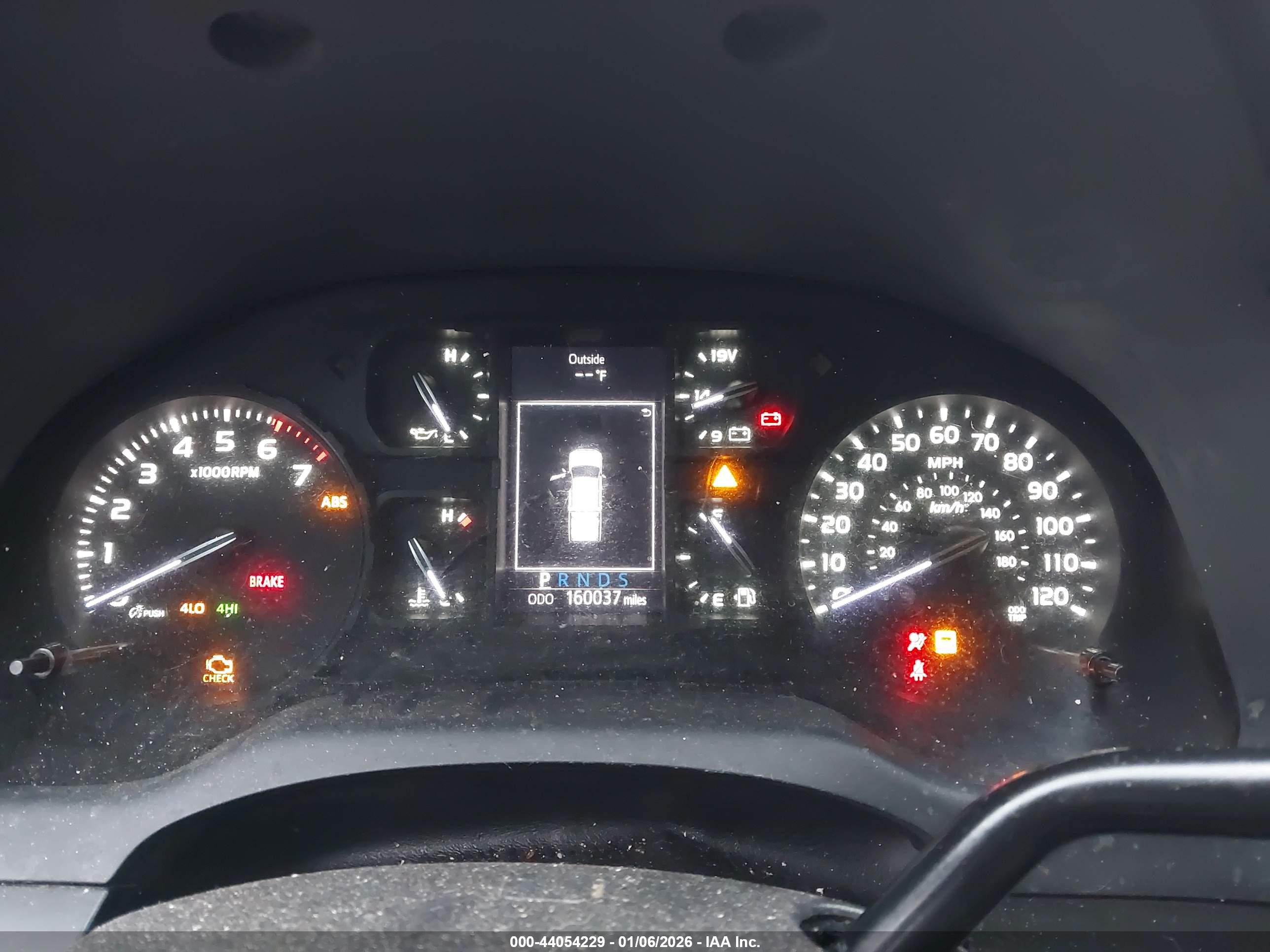 TOYOTA TUNDRA image 7