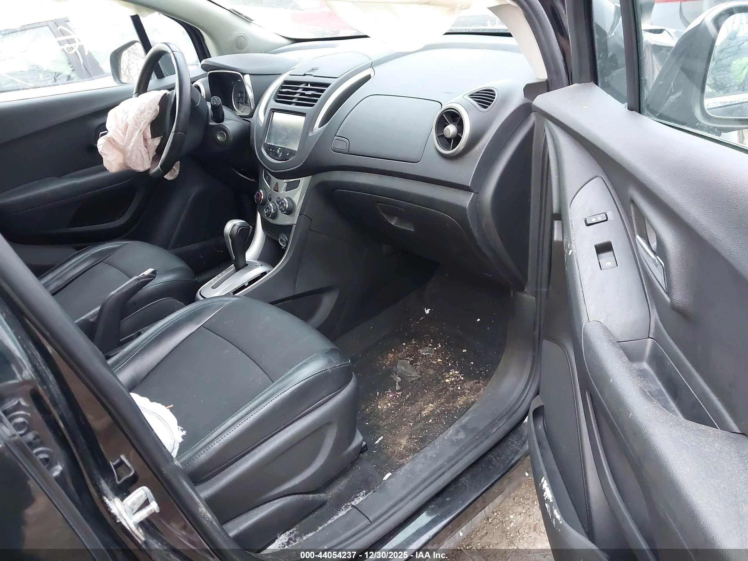 CHEVROLET TRAX image 5