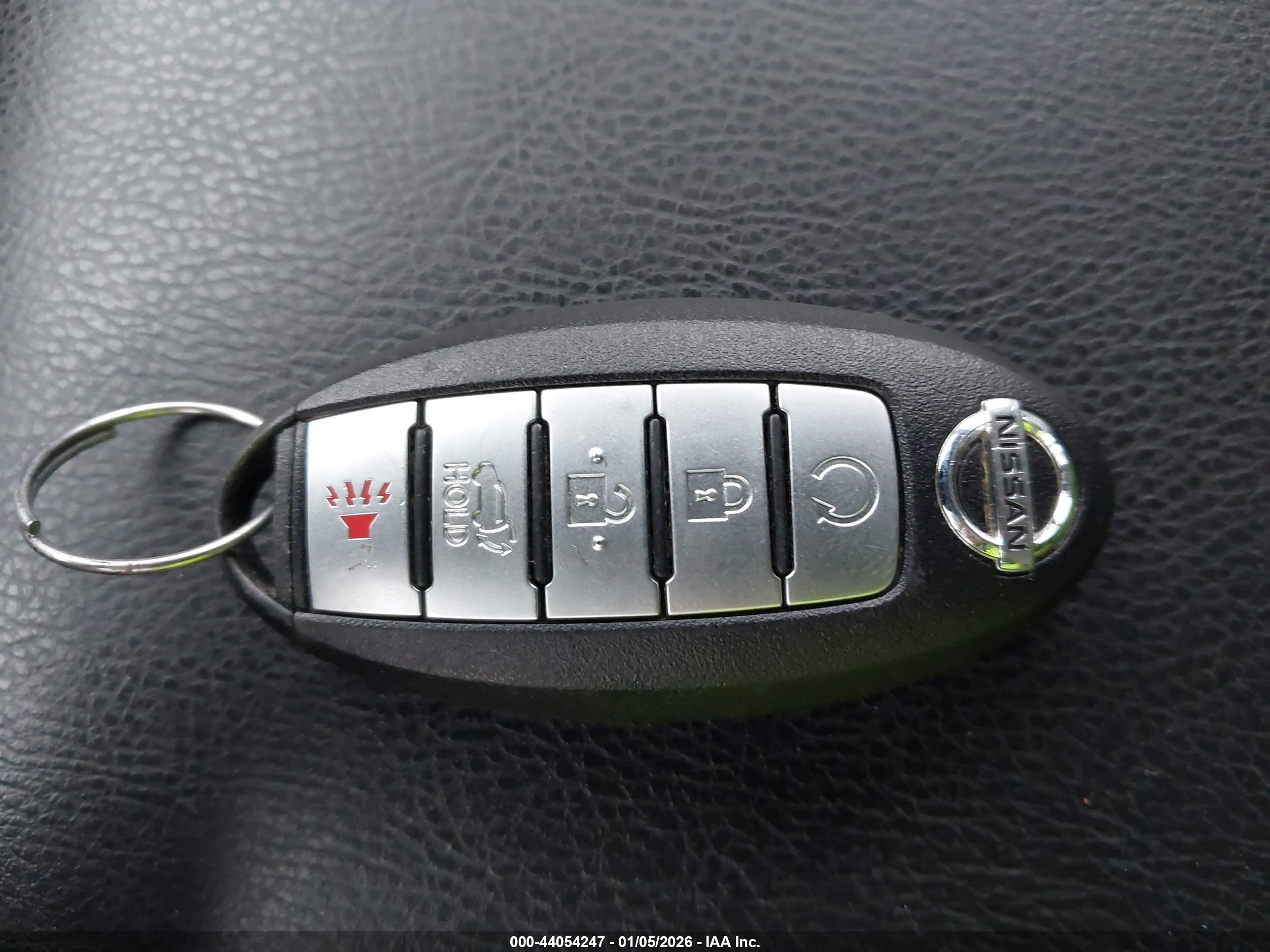 NISSAN PATHFINDER image 11