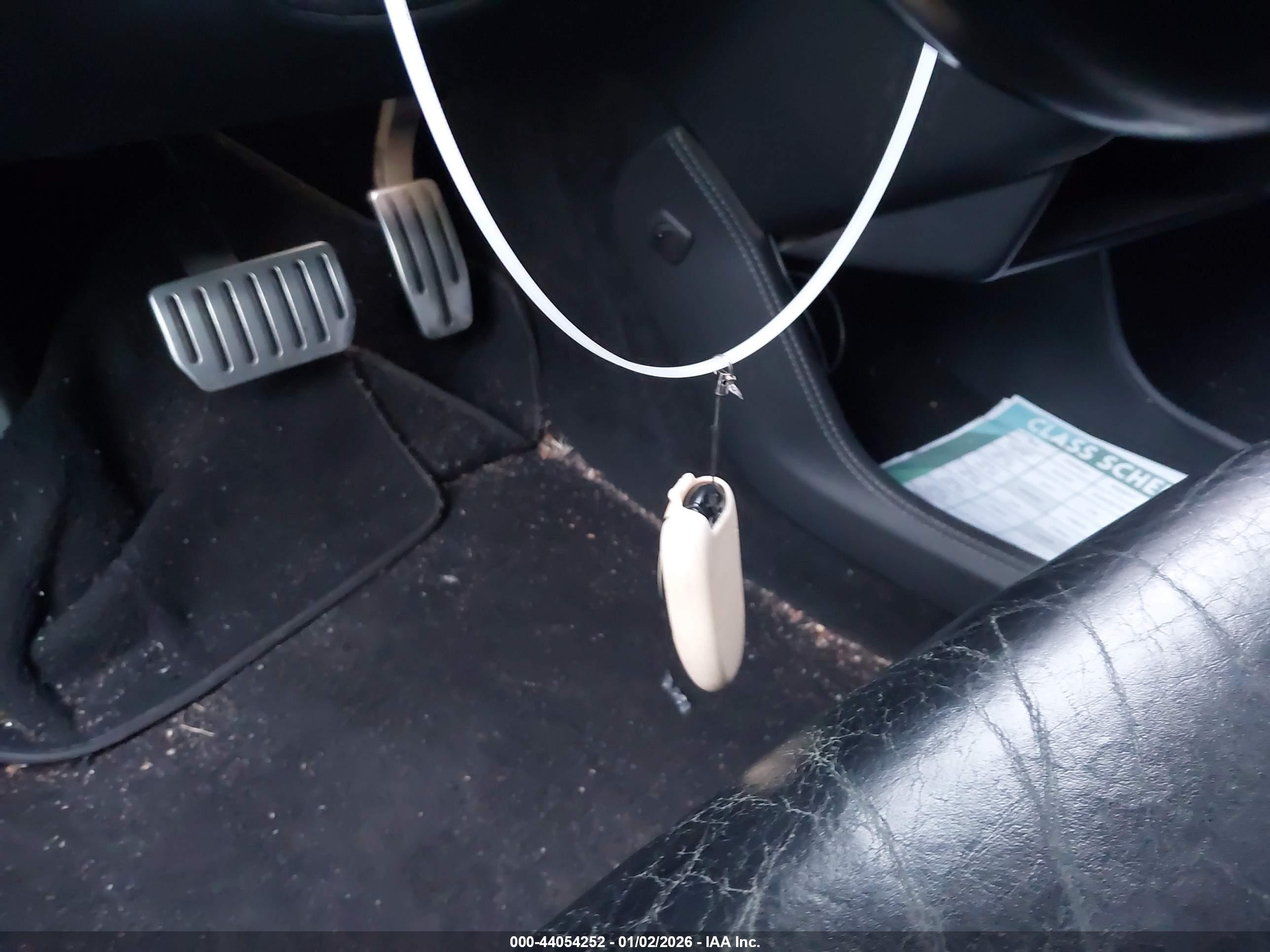 TESLA MODEL image 11