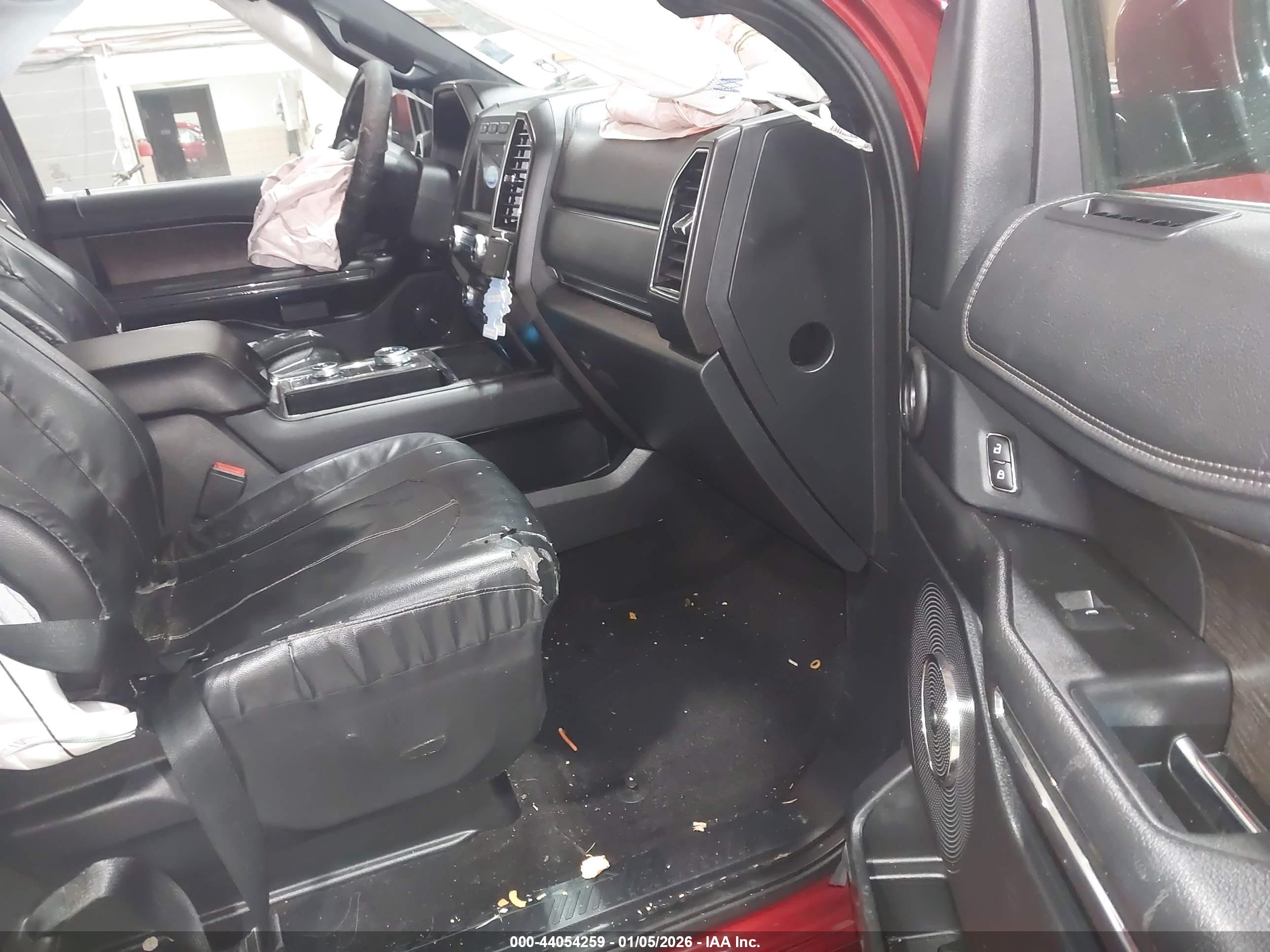 FORD EXPEDITION image 5