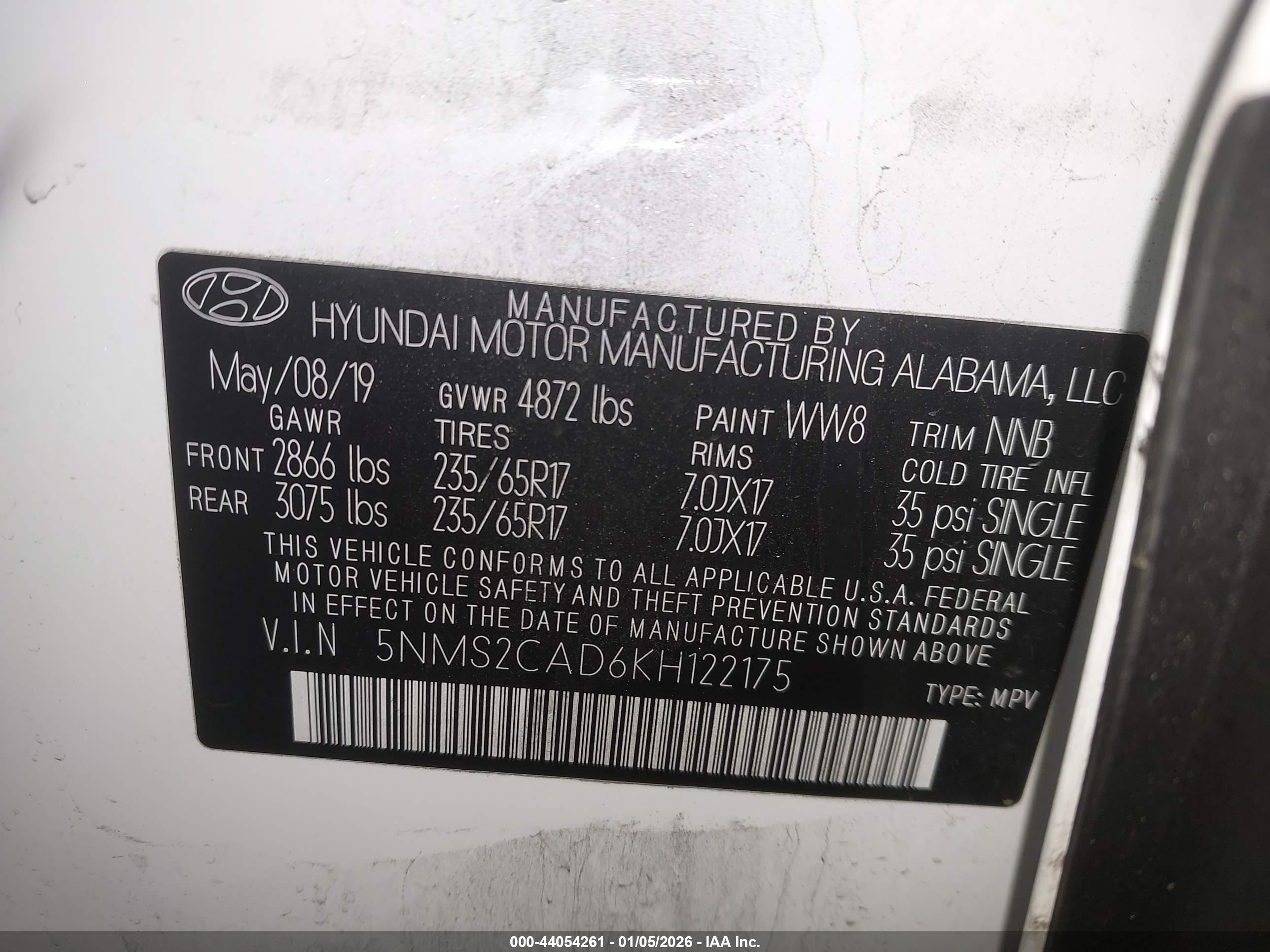 HYUNDAI SANTA image 9