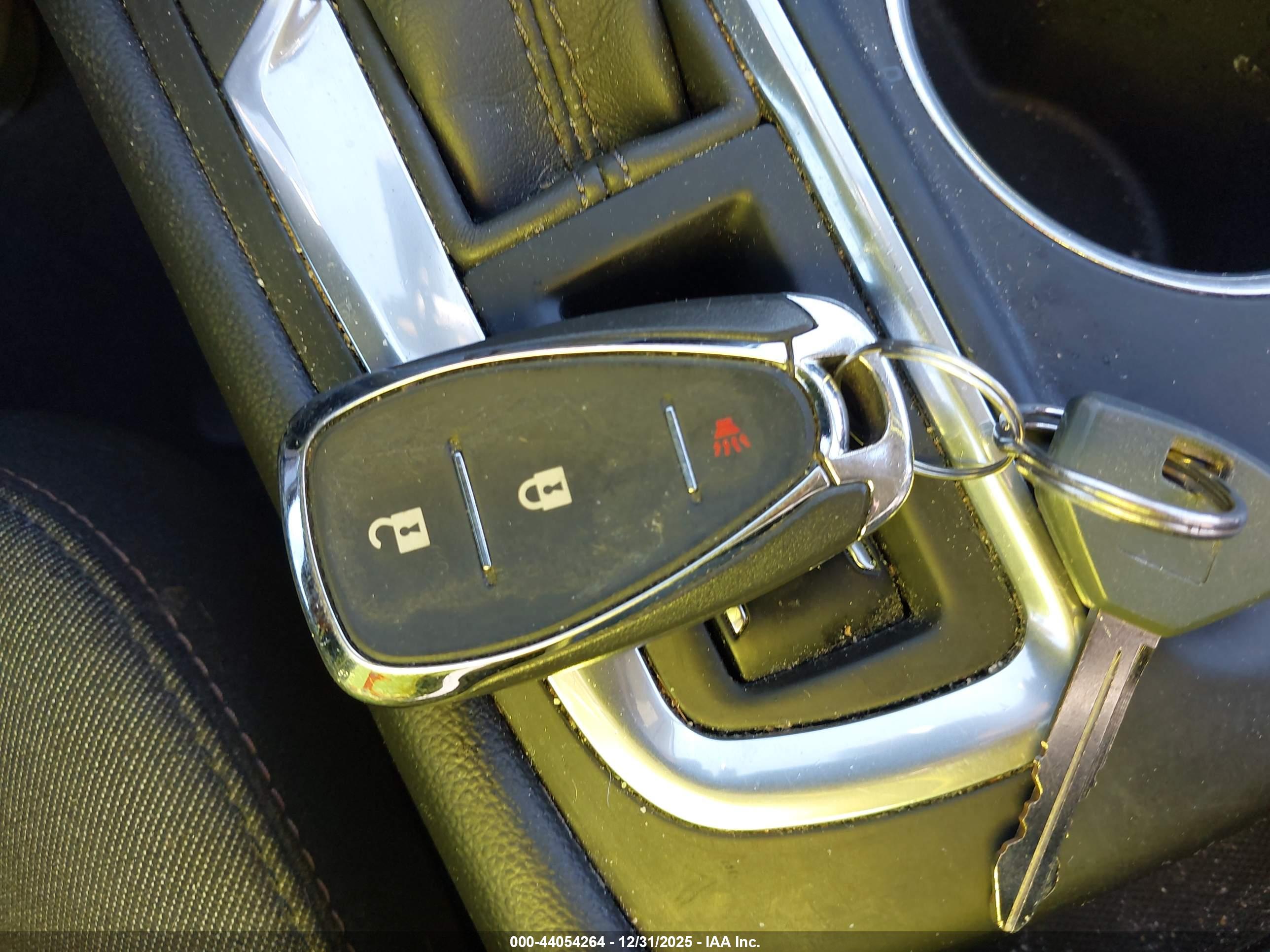 CHEVROLET EQUINOX image 11