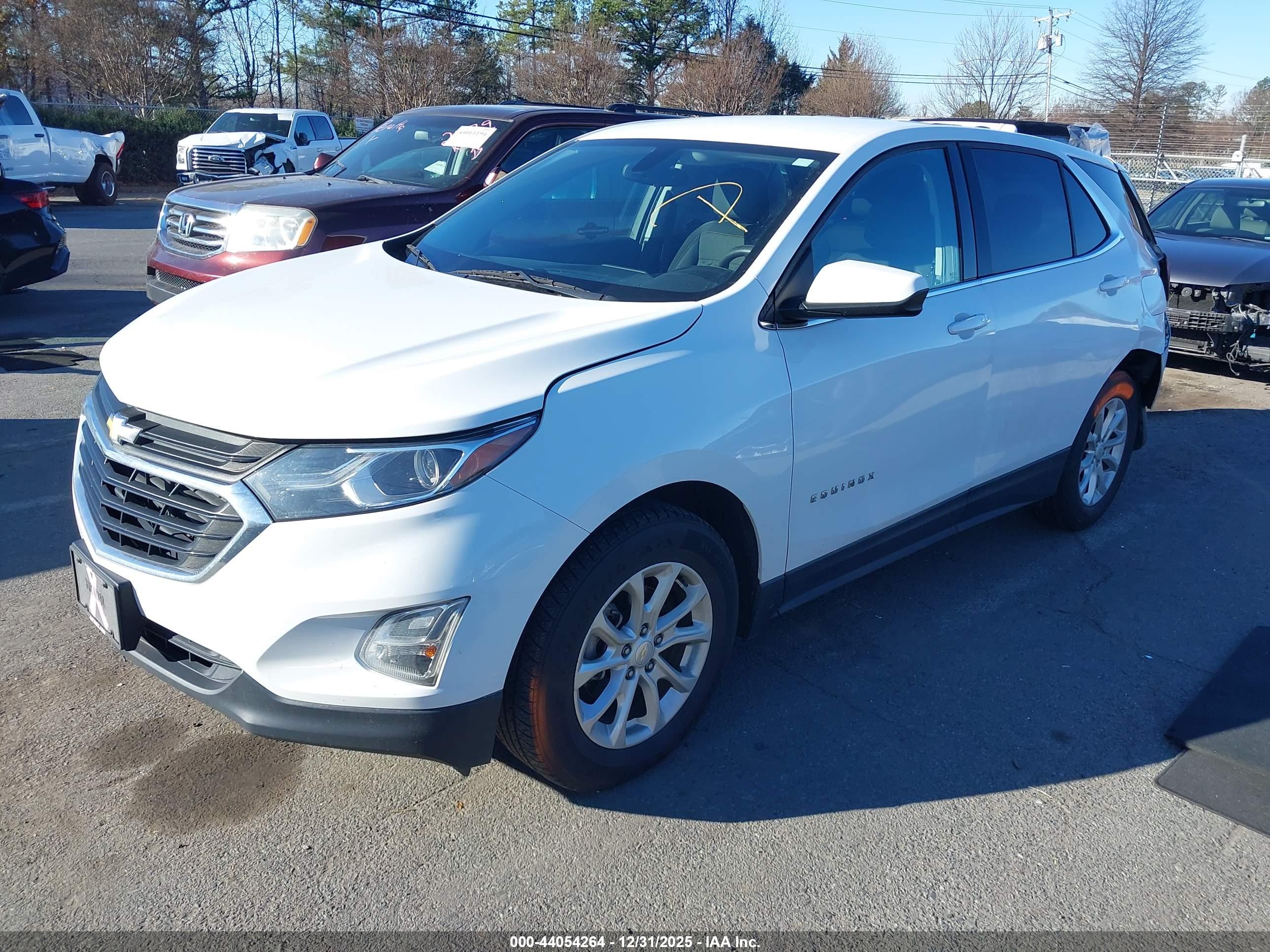 CHEVROLET EQUINOX image 2