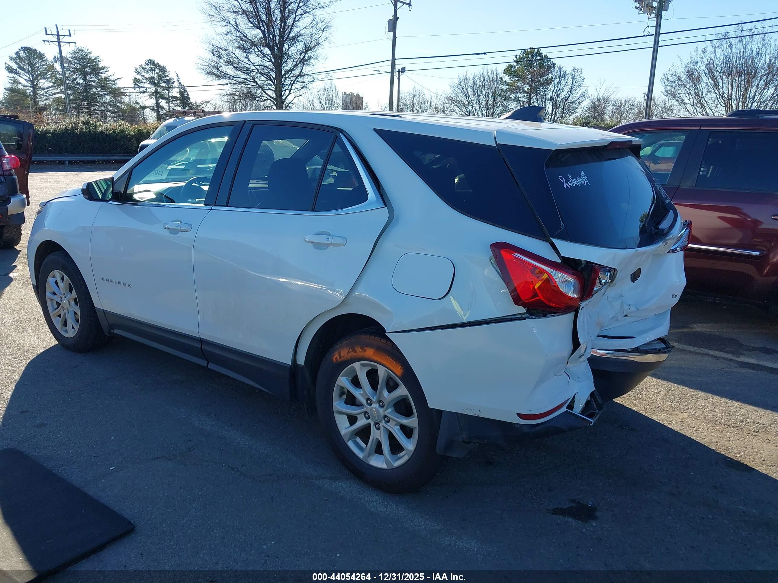 CHEVROLET EQUINOX image 3