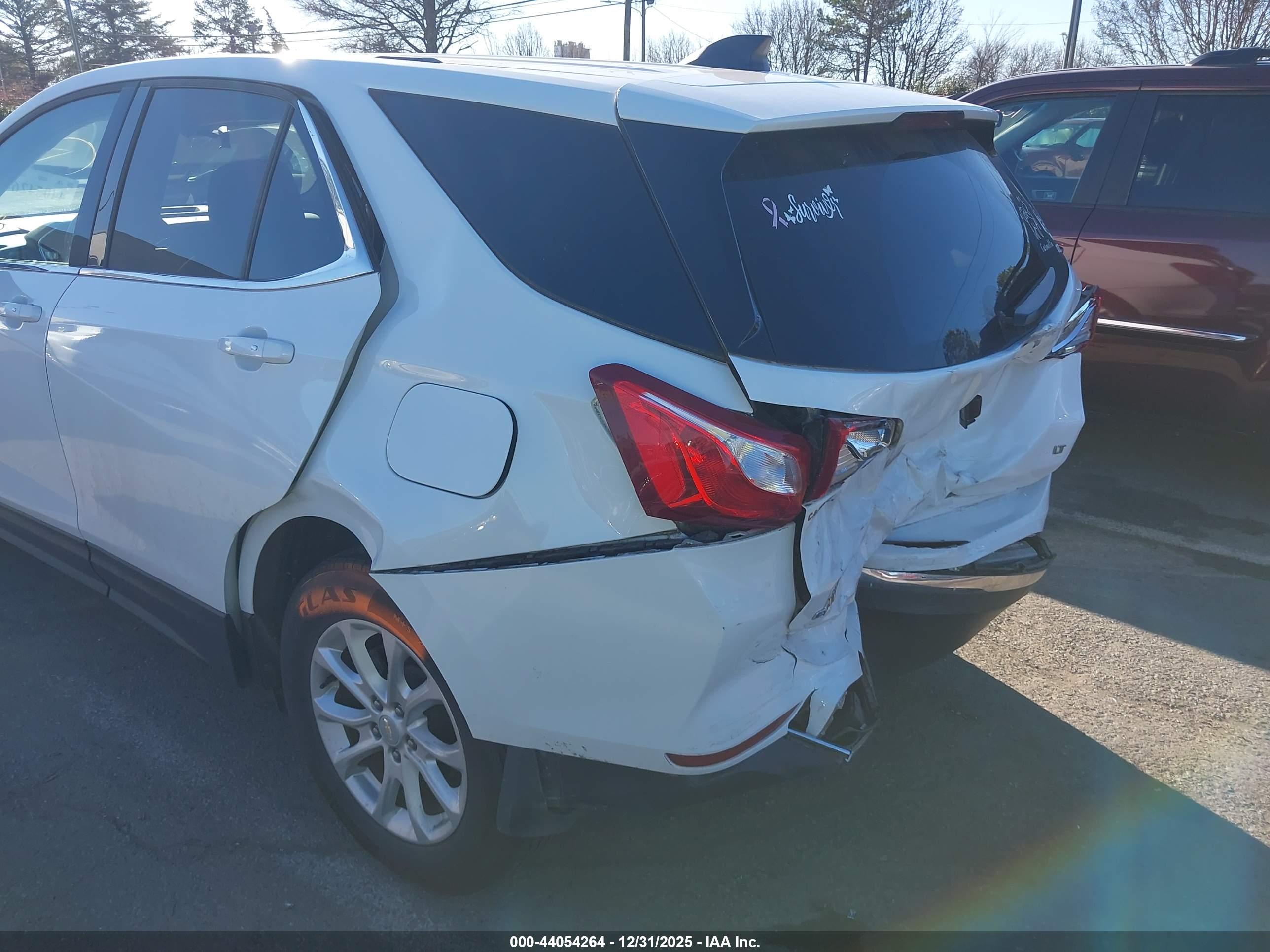 CHEVROLET EQUINOX image 6