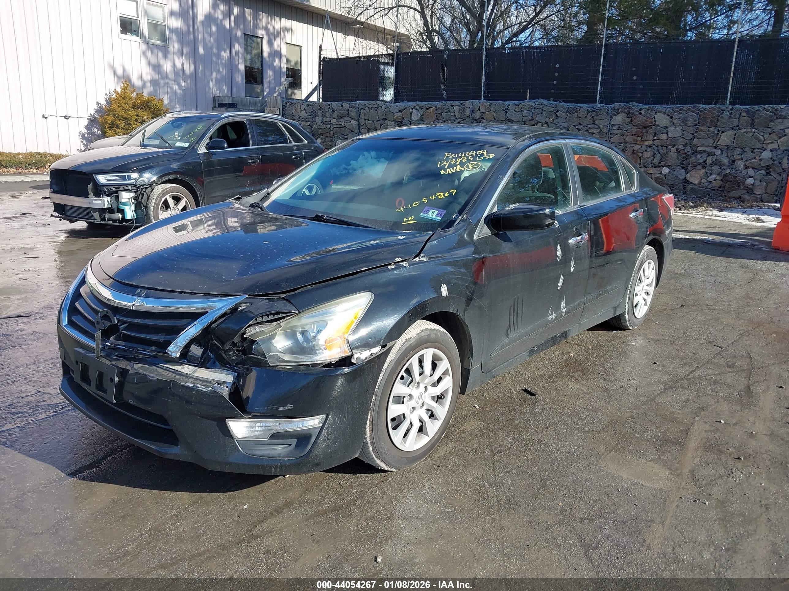 NISSAN ALTIMA image 2