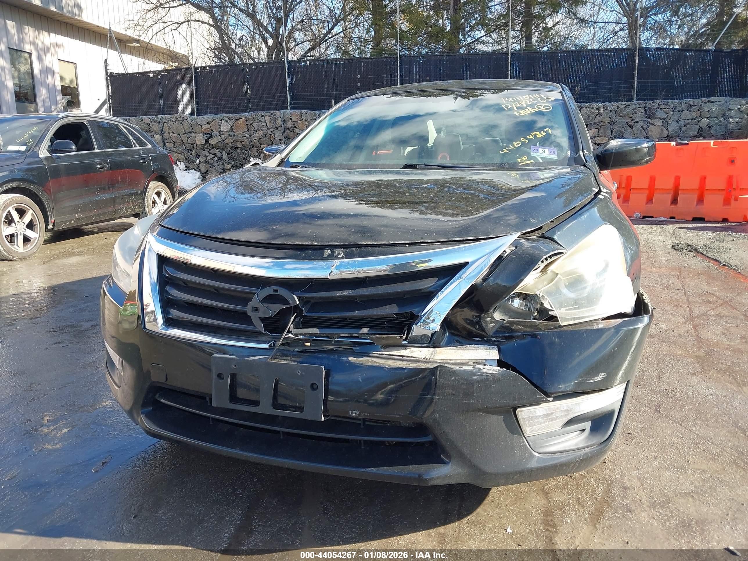 NISSAN ALTIMA image 6