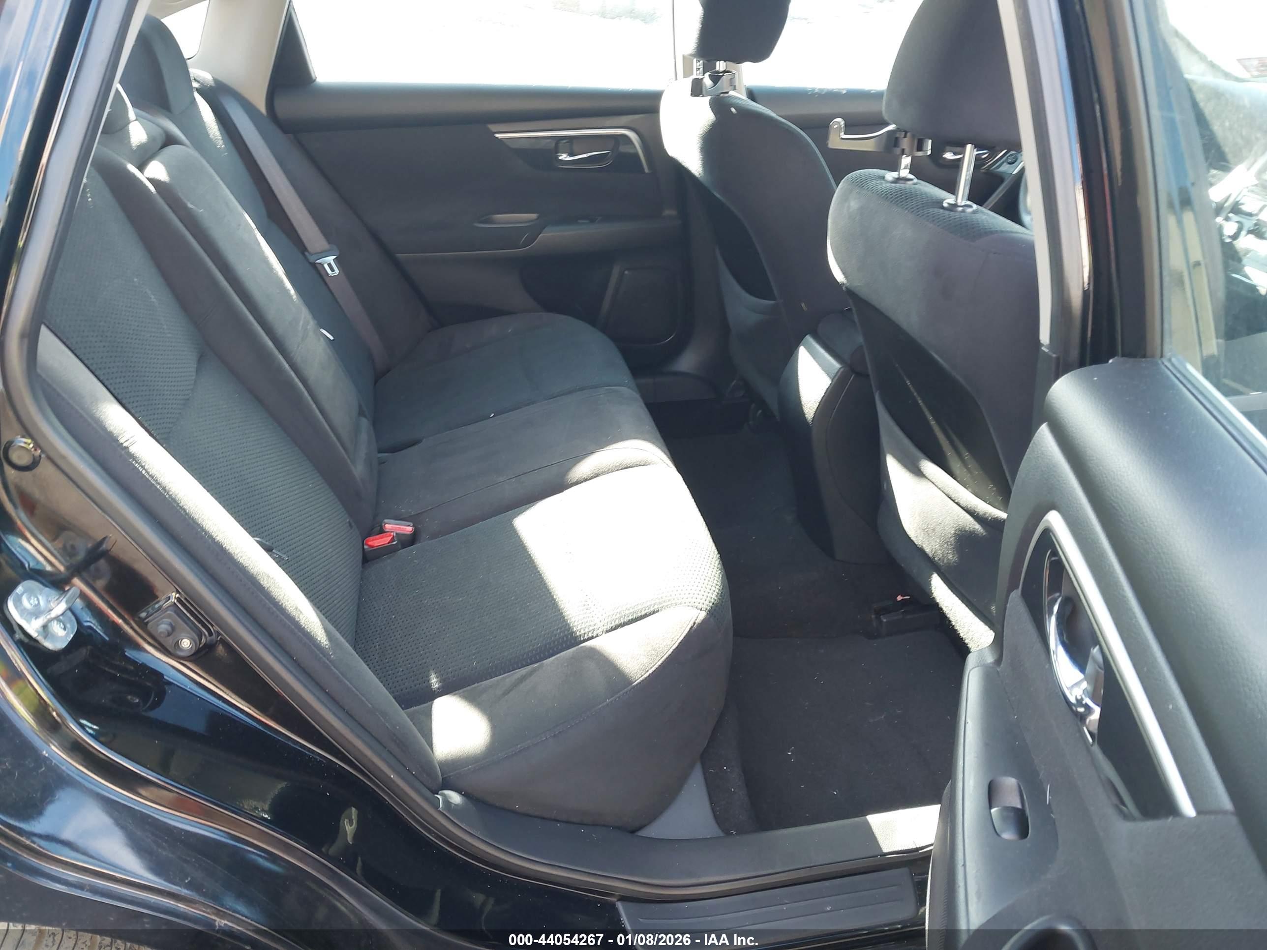 NISSAN ALTIMA image 8