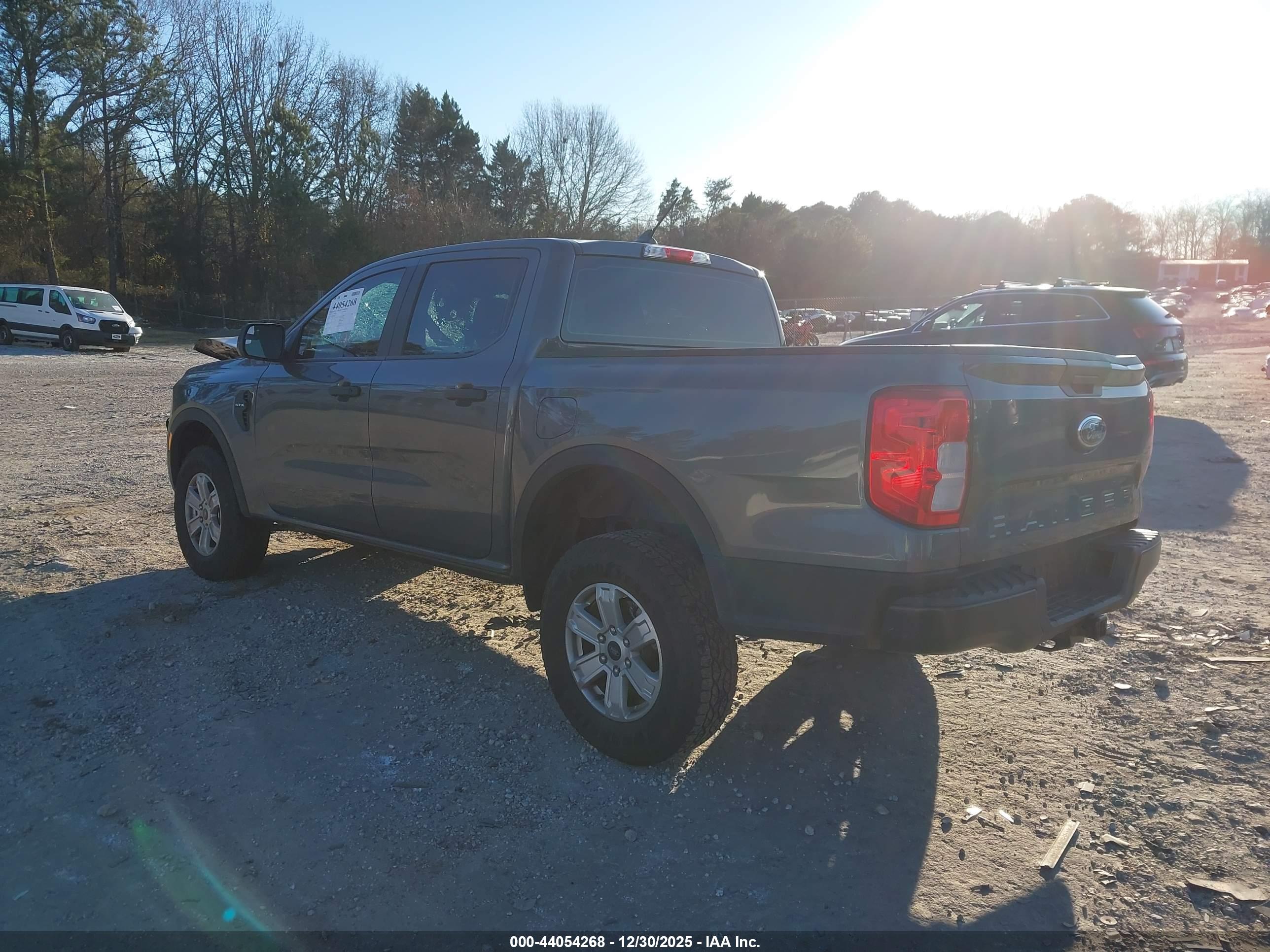 FORD RANGER image 3