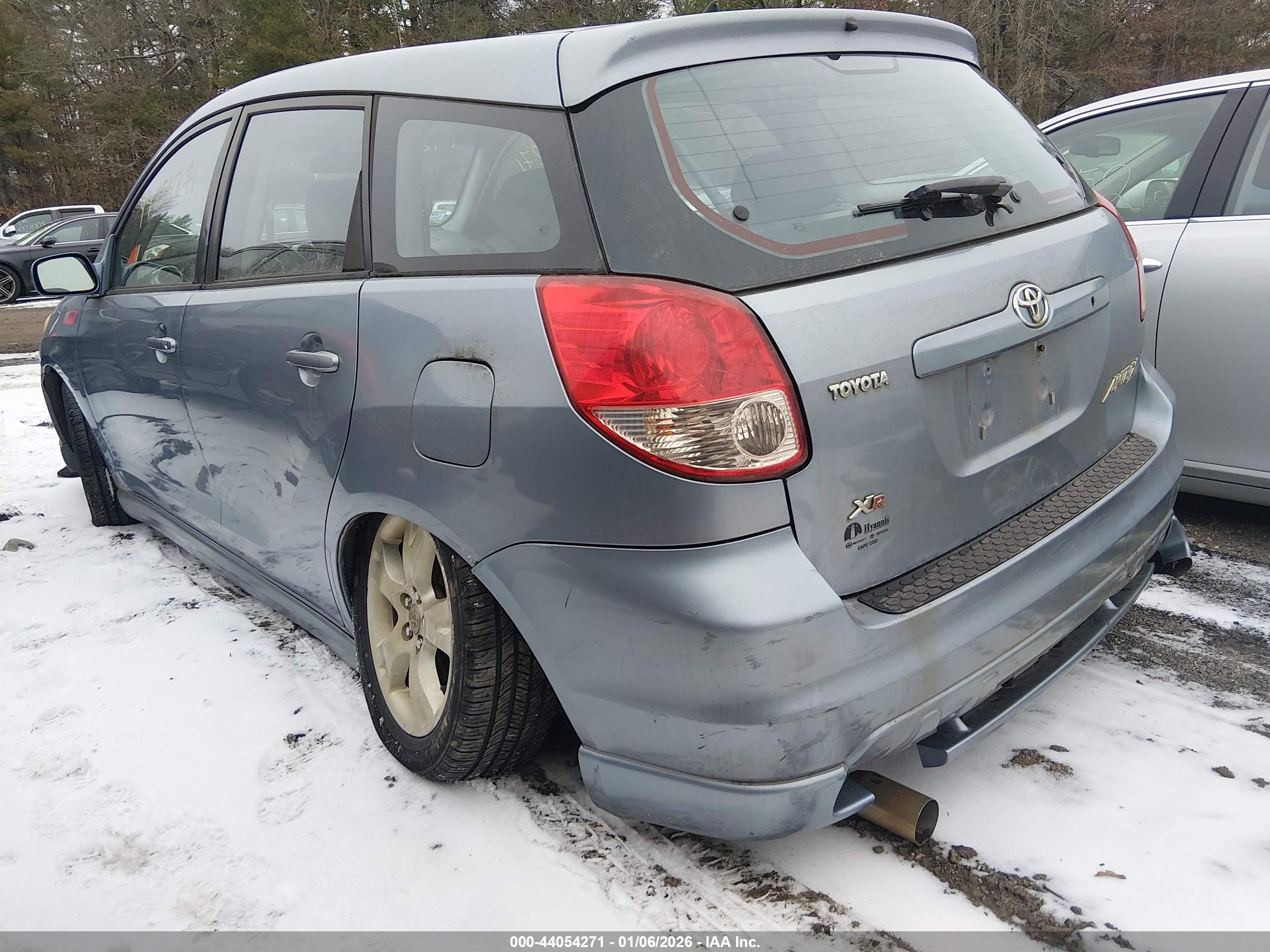 TOYOTA MATRIX image 3