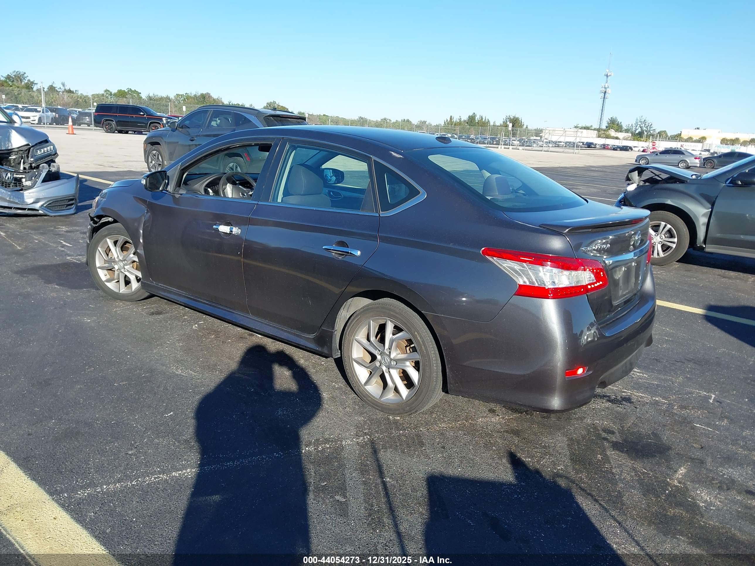 NISSAN SENTRA image 3