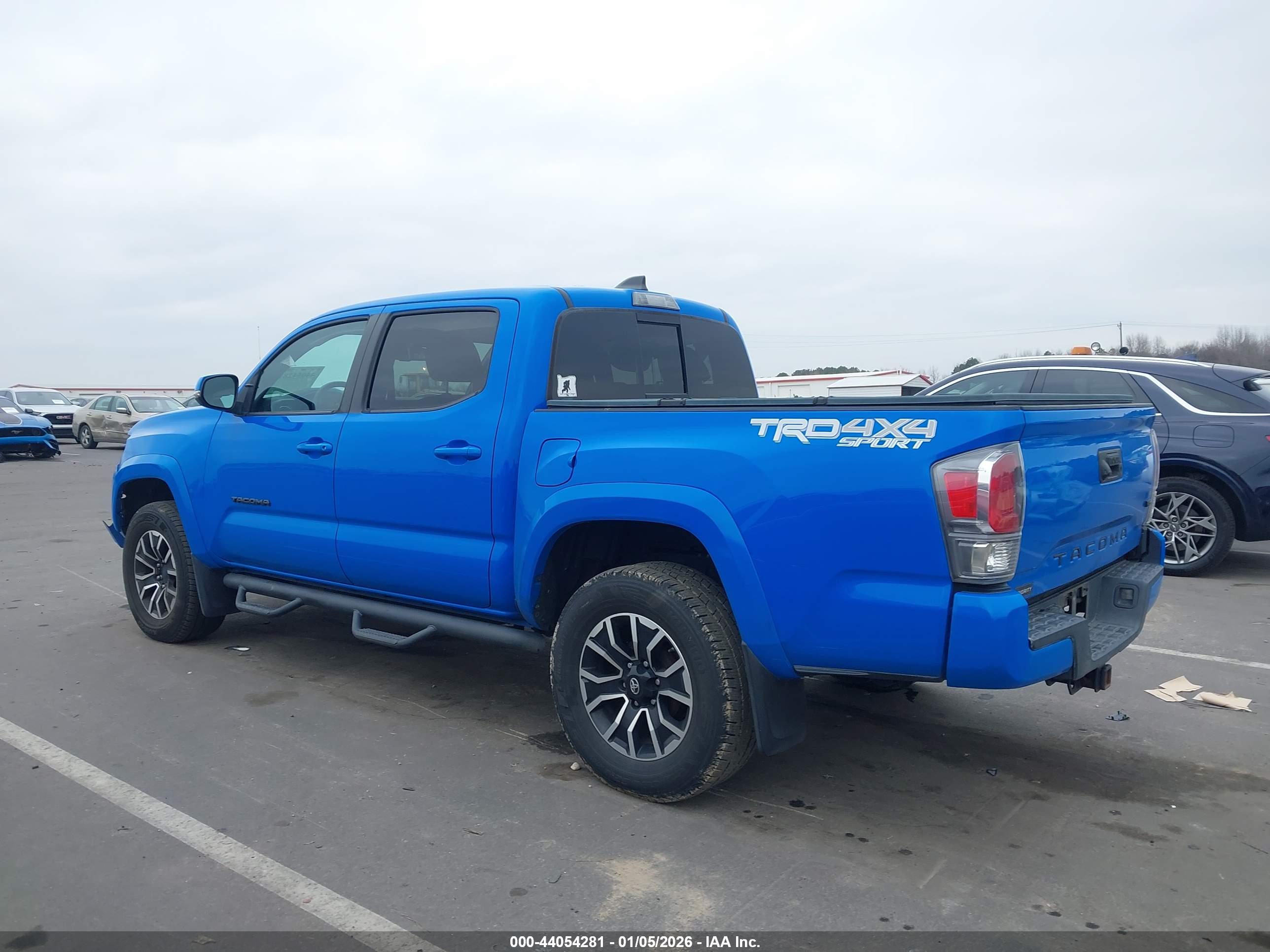 TOYOTA TACOMA image 3