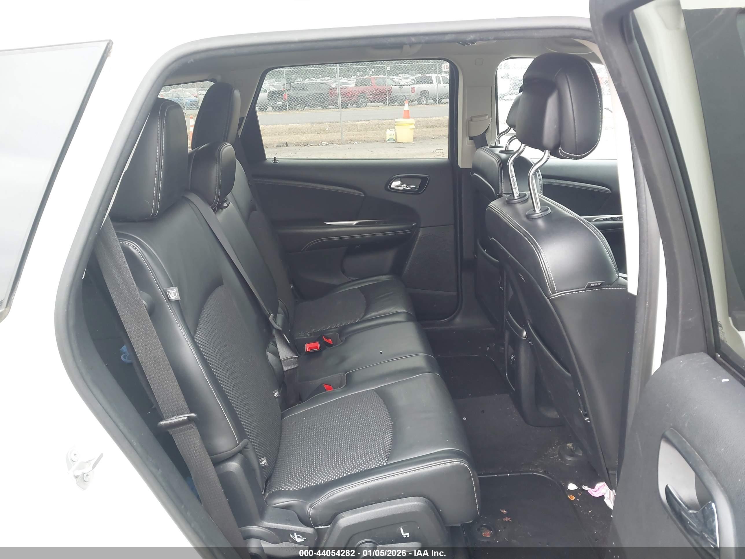 DODGE JOURNEY image 8