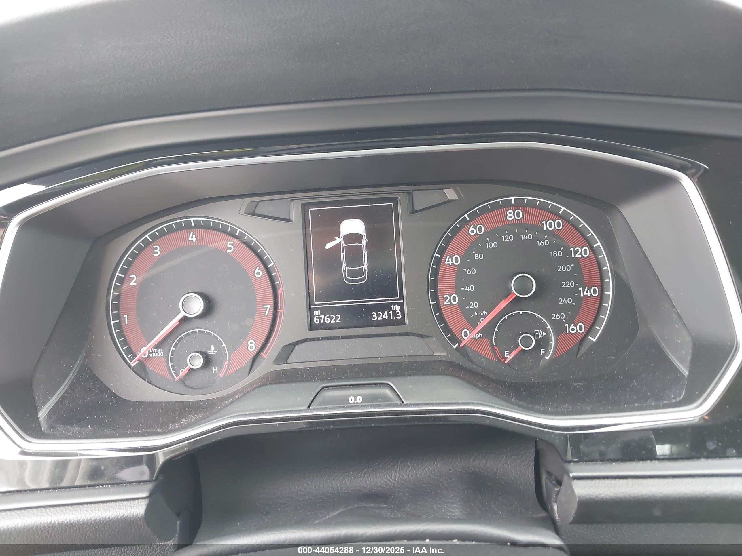 VOLKSWAGEN JETTA image 7