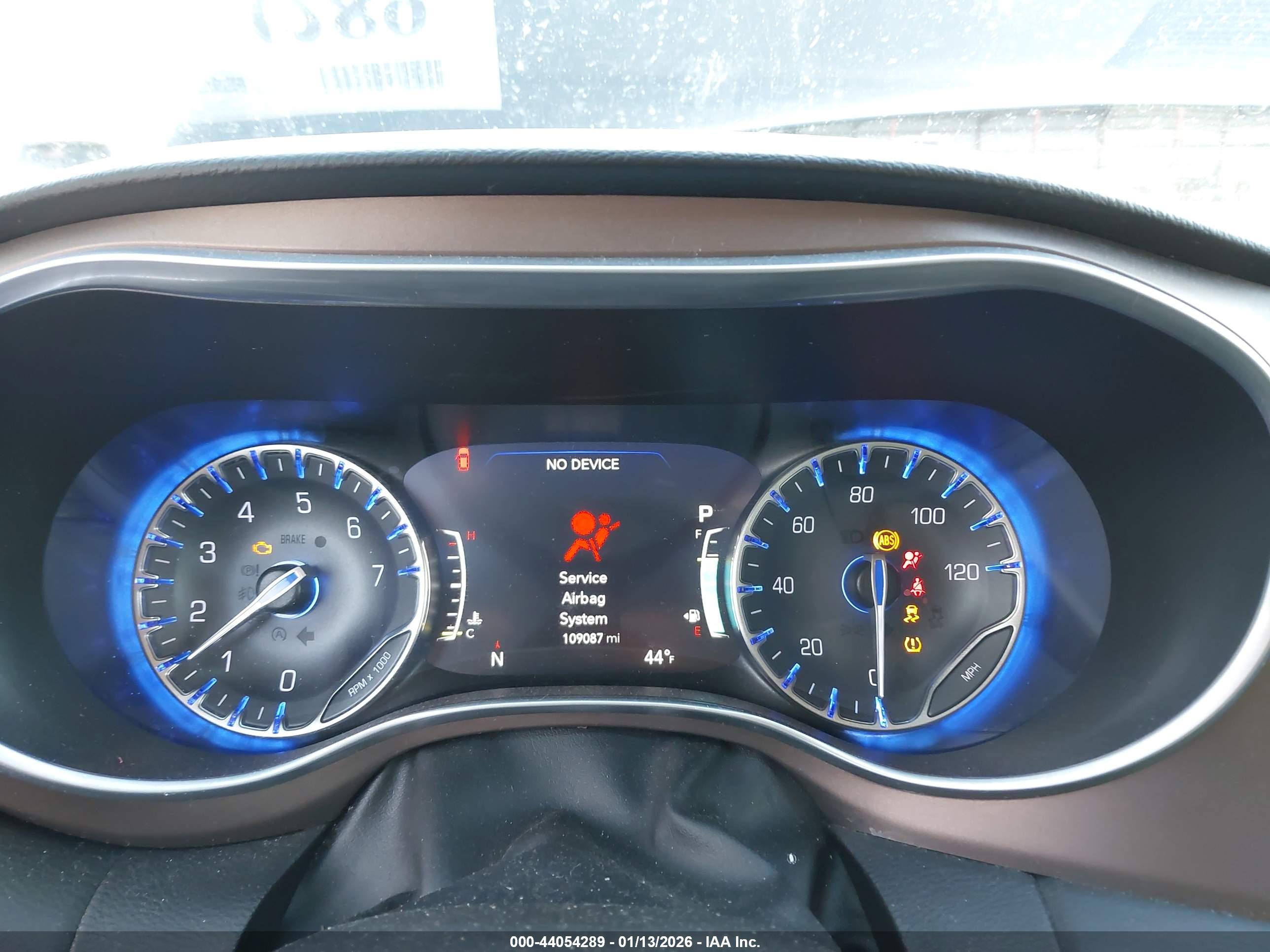 CHRYSLER PACIFICA image 7