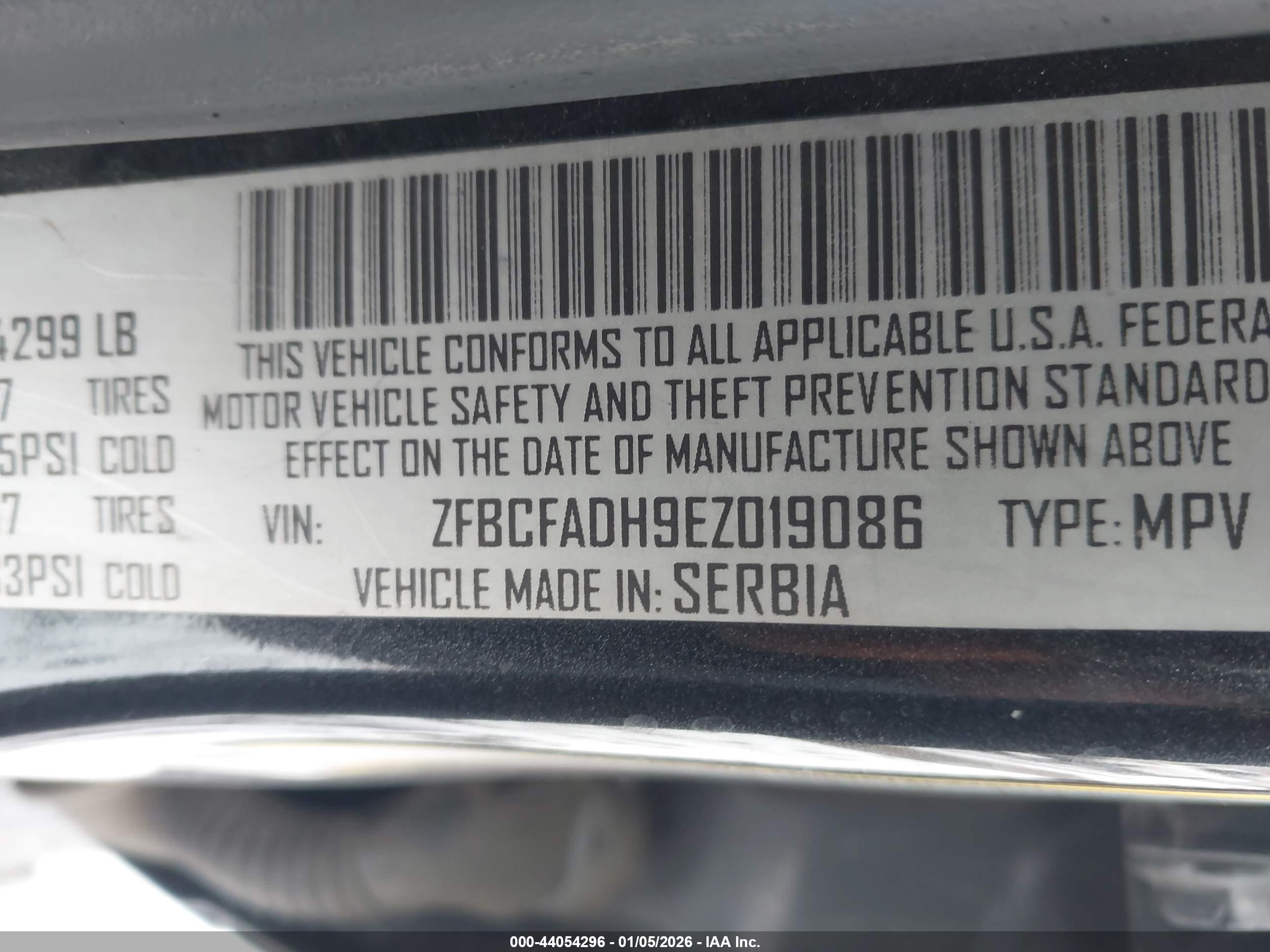 FIAT 500L image 9