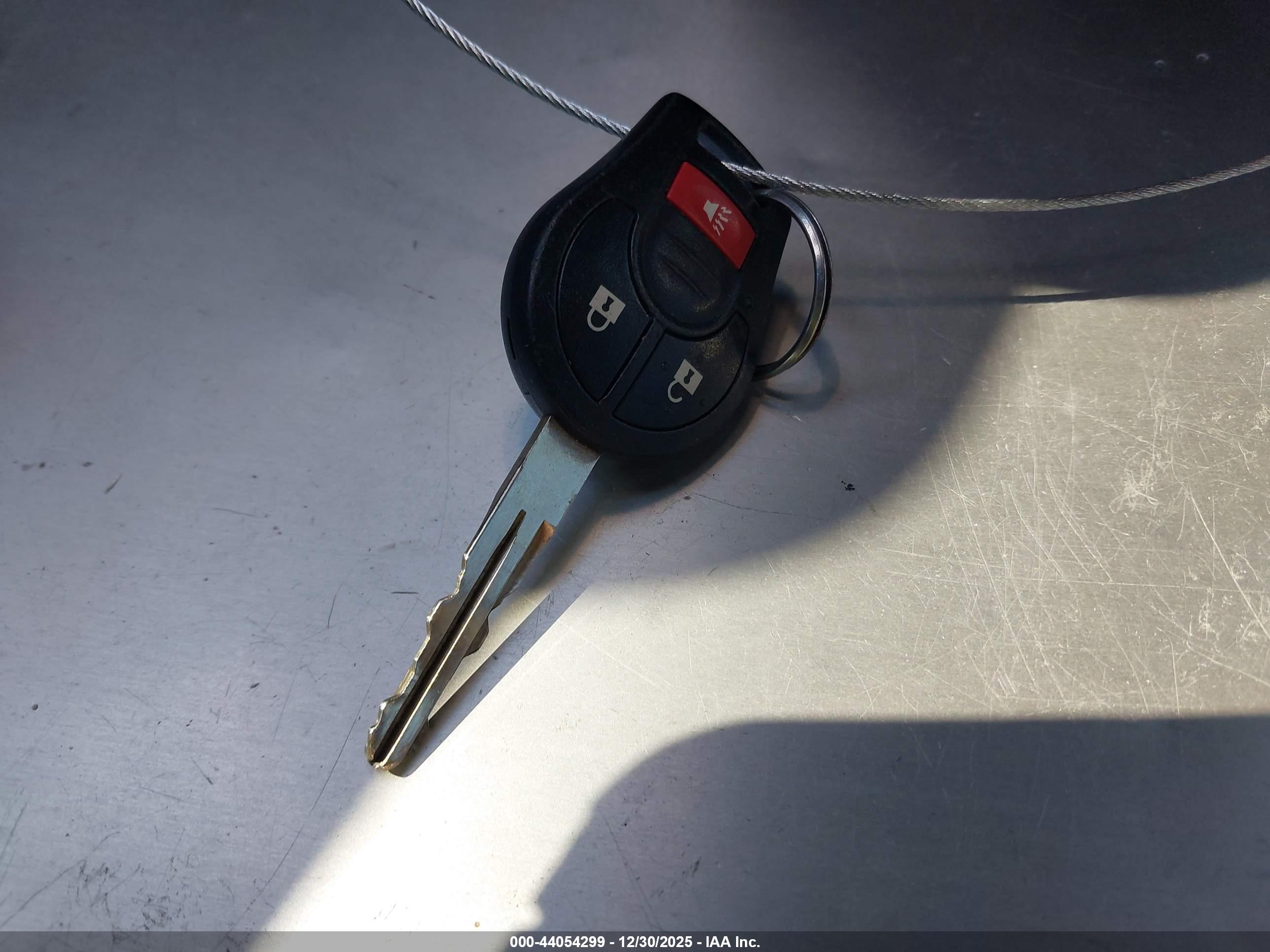 NISSAN ROGUE image 11
