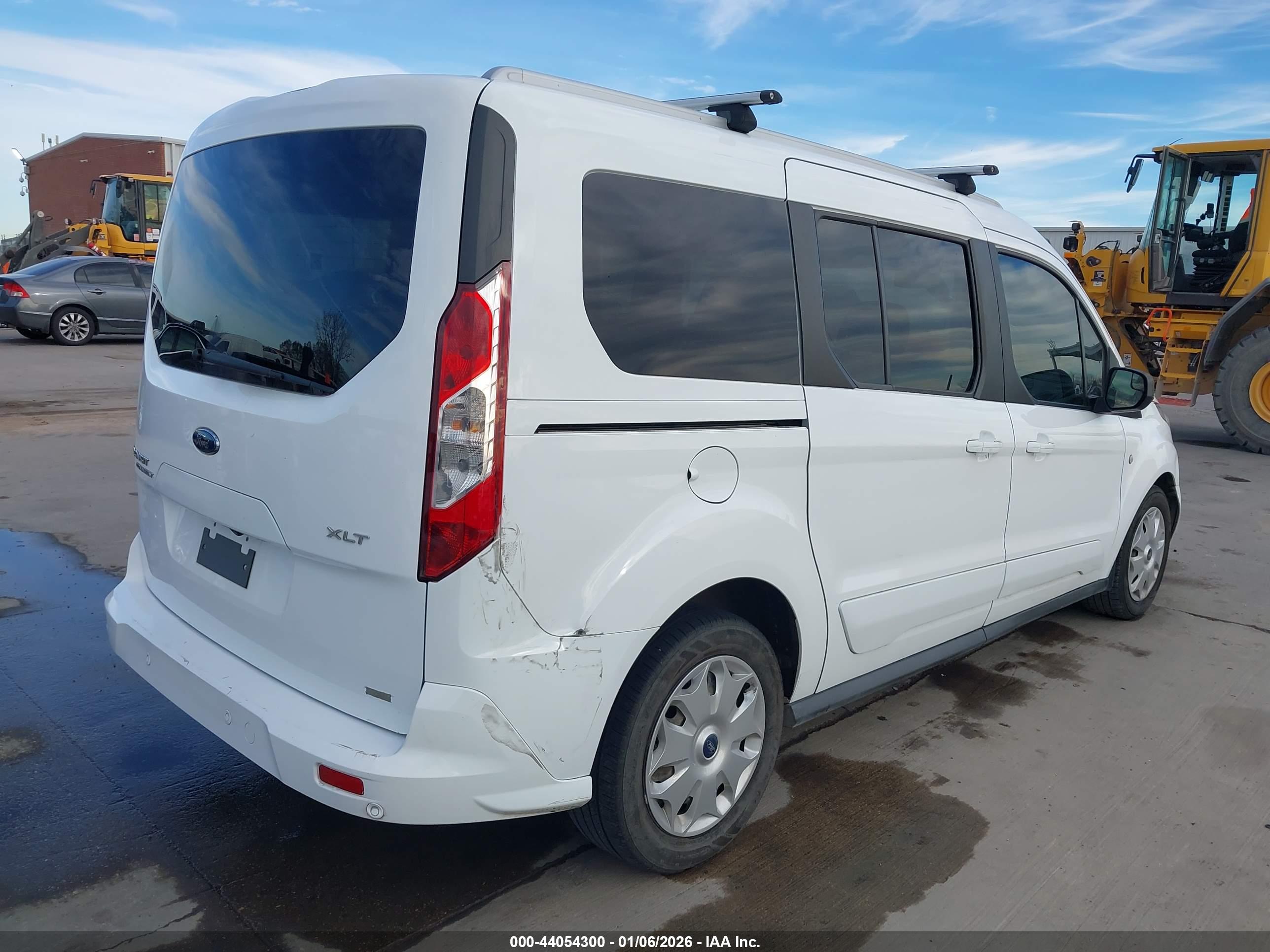 FORD TRANSIT image 4