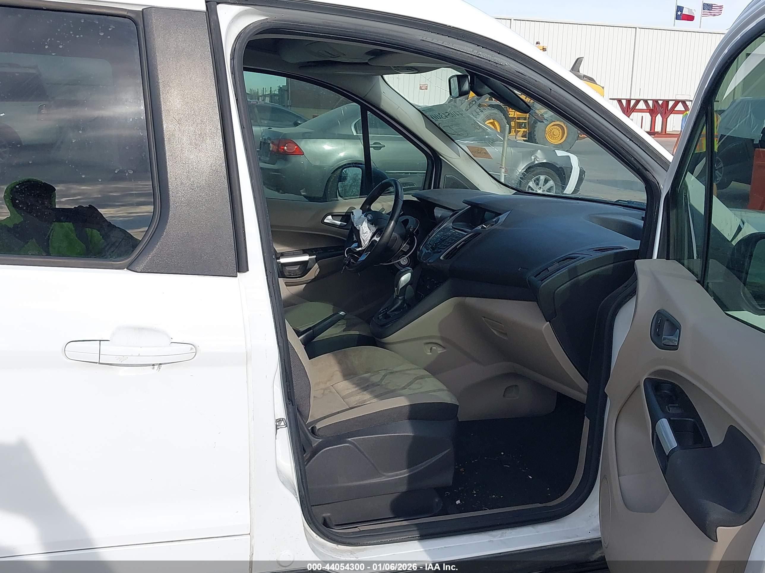 FORD TRANSIT image 5