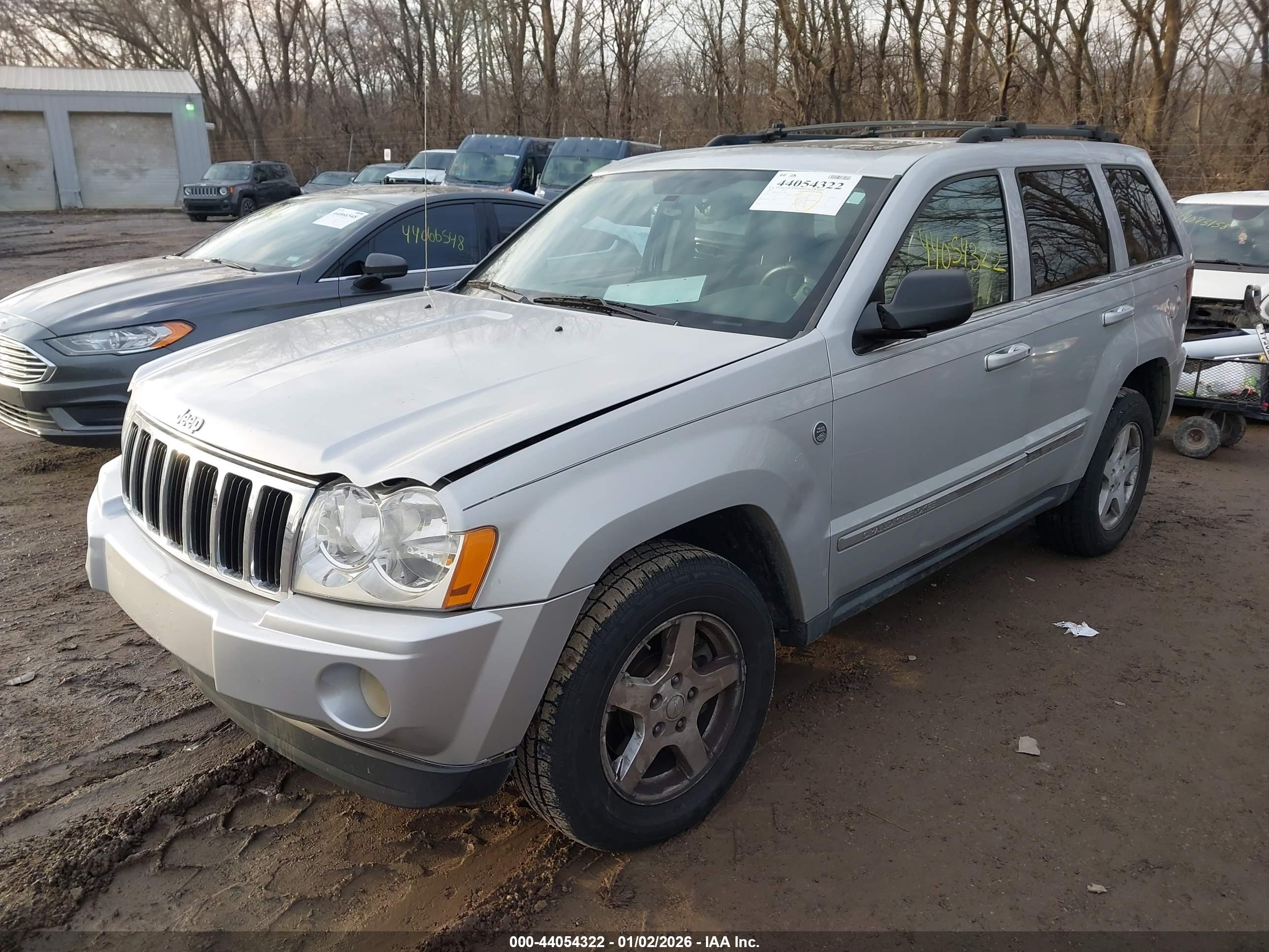 JEEP GRAND image 2