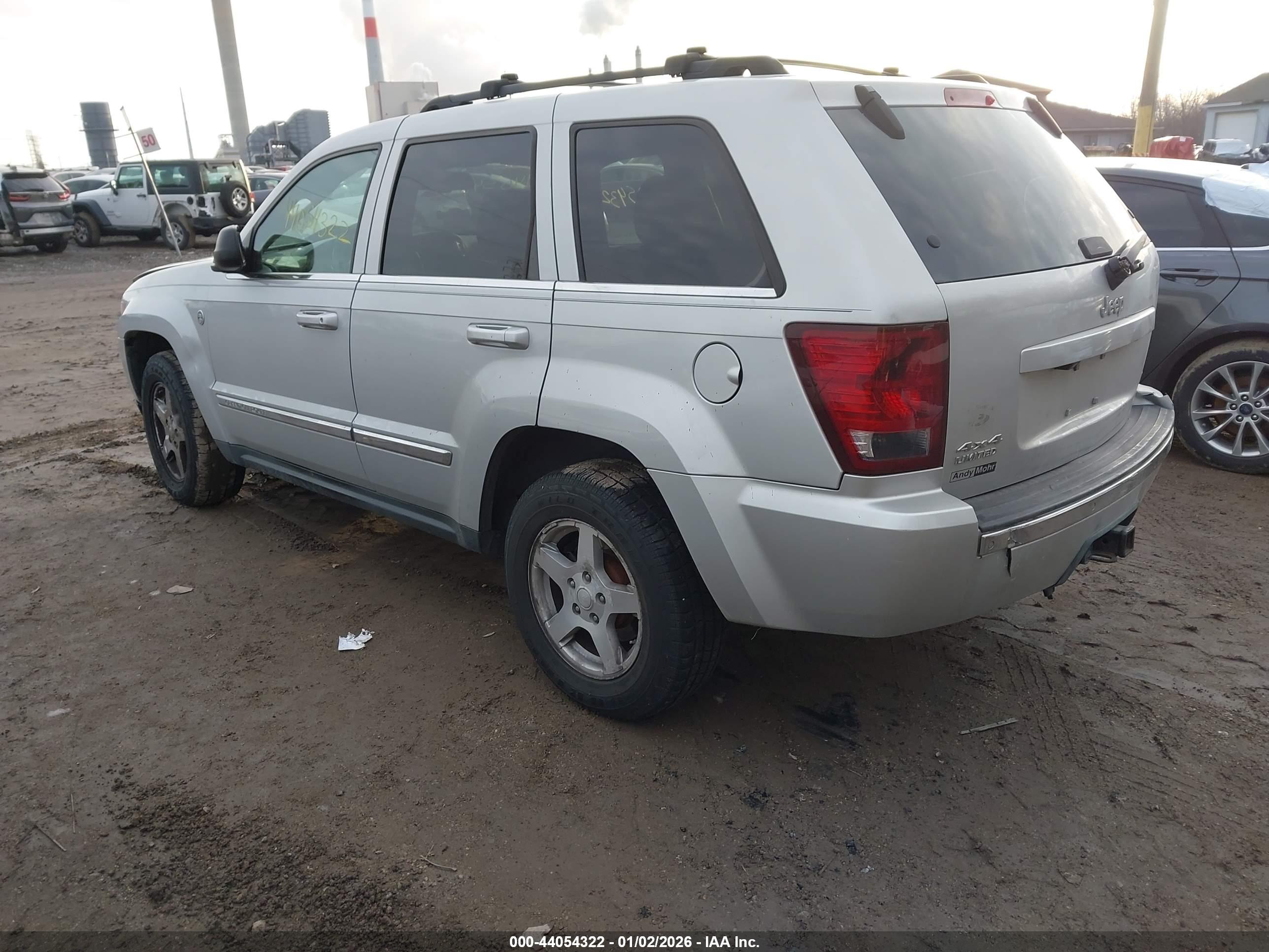 JEEP GRAND image 3